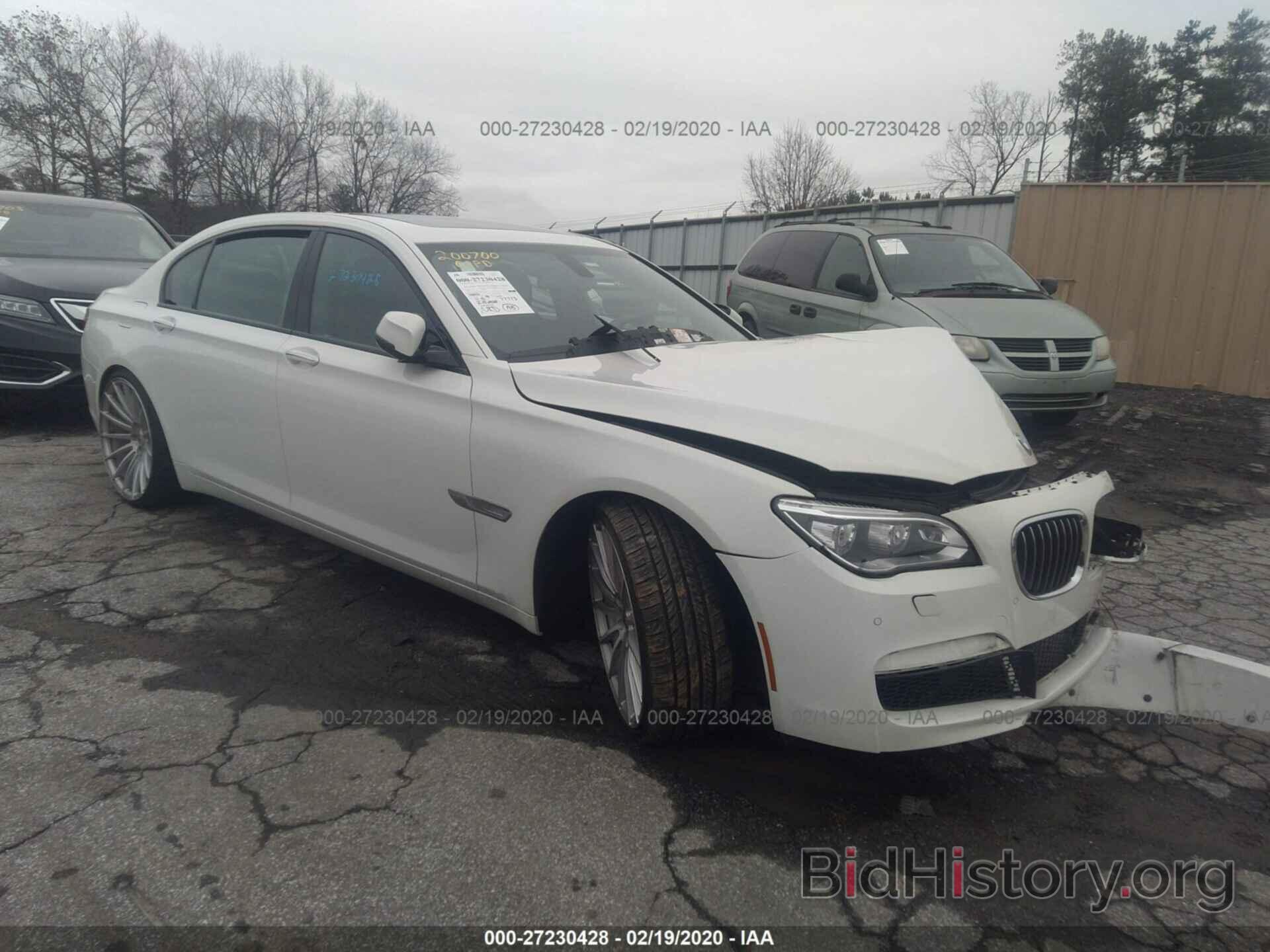 Photo WBAYE8C57DD133165 - BMW 750 2013