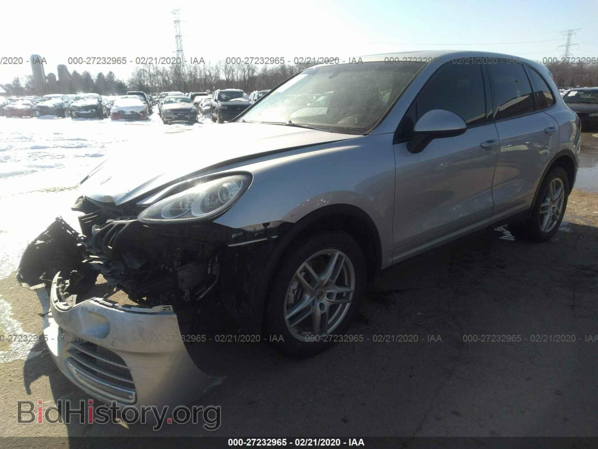 2011 PORSCHE CAYENNE - VIN: WP1AA2A22BLA04774 - Фото 2