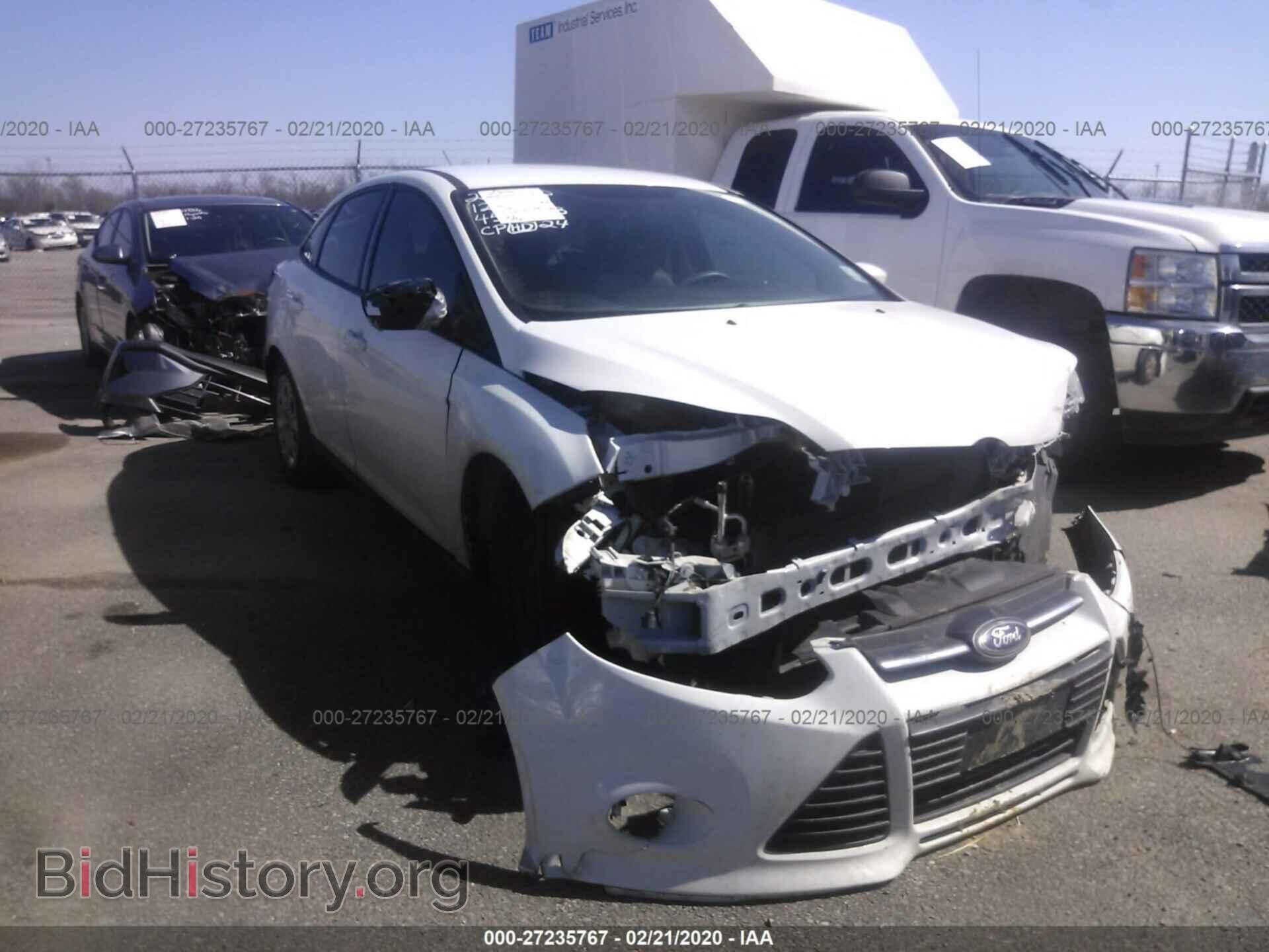 Photo 1FAHP3F27CL456823 - FORD FOCUS 2012