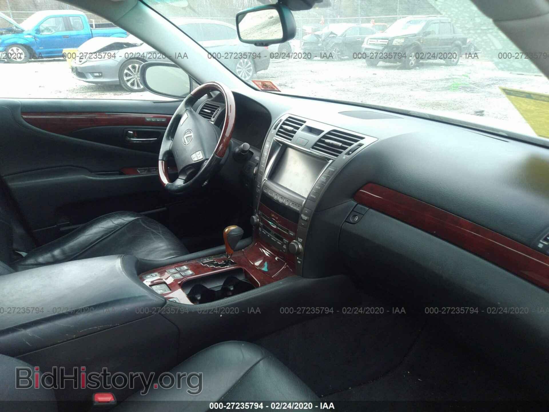 2009 LEXUS LS - VIN: JTHCL46F095001963 - Фото 5