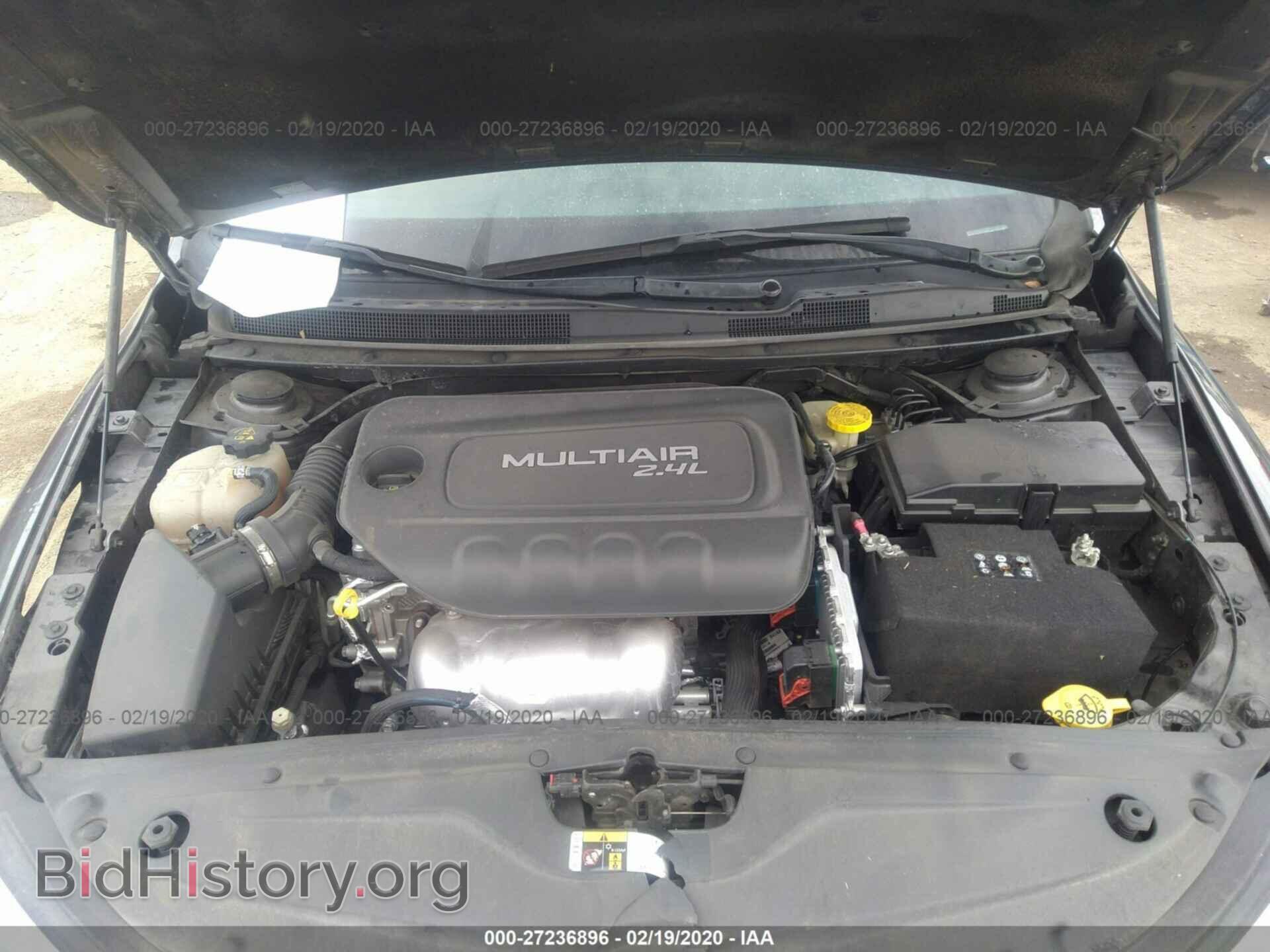 2016 CHRYSLER 200 - VIN: 1C3CCCAB7GN155653 - Photo 10