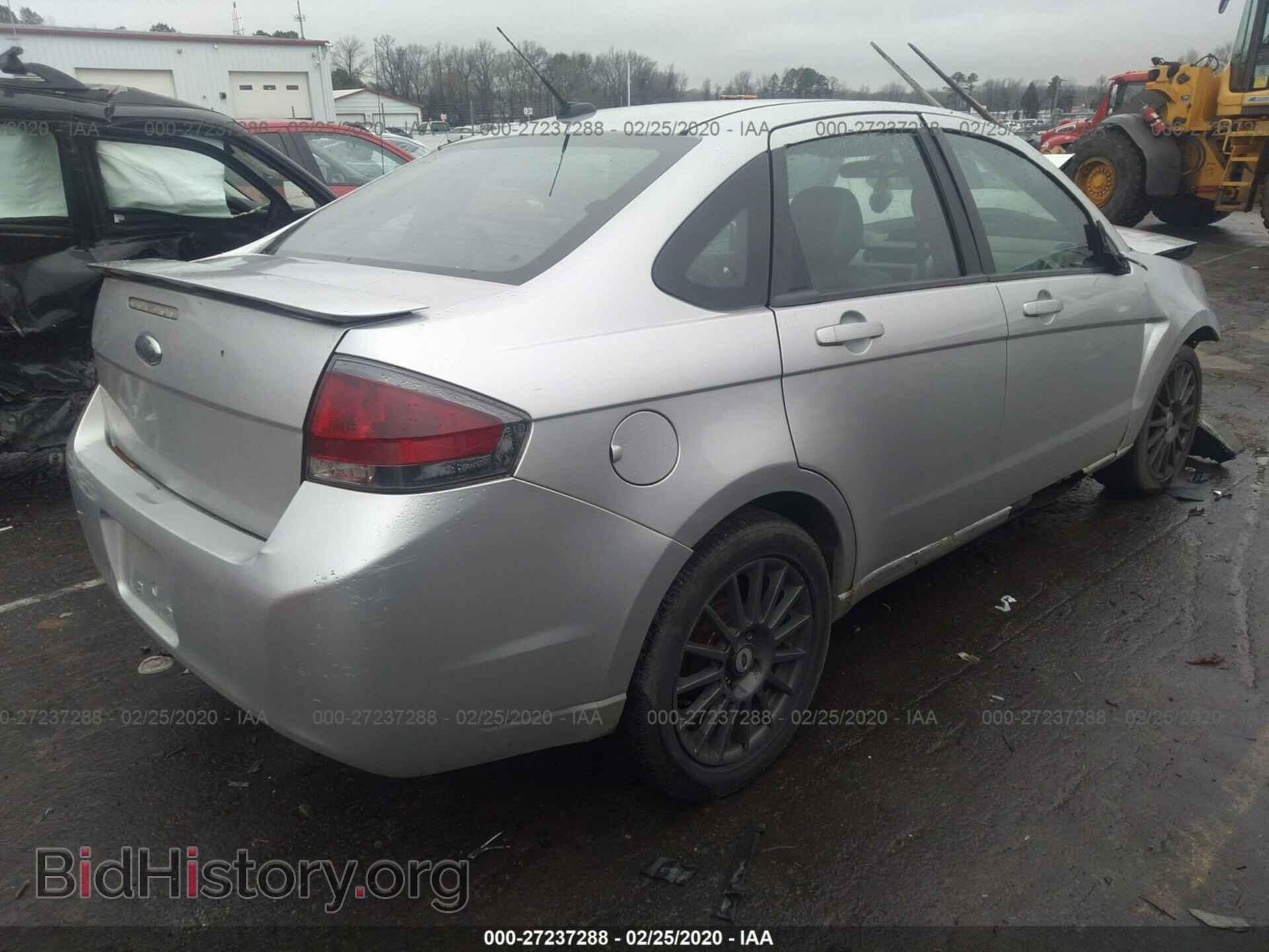 2011 FORD FOCUS - VIN: 1FAHP3GNXBW107967 - Photo 4