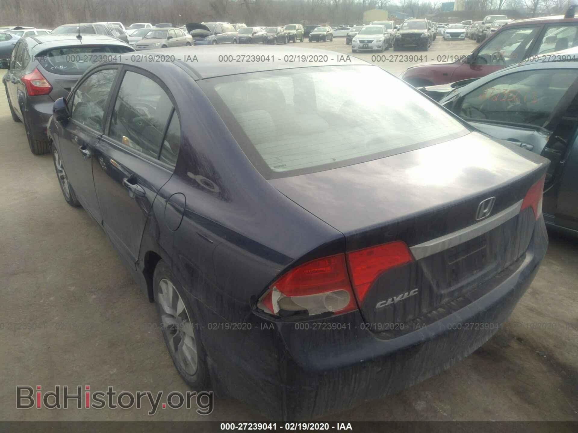 2011 HONDA CIVIC - VIN: 19XFA1F88BE000977 - Фото 3