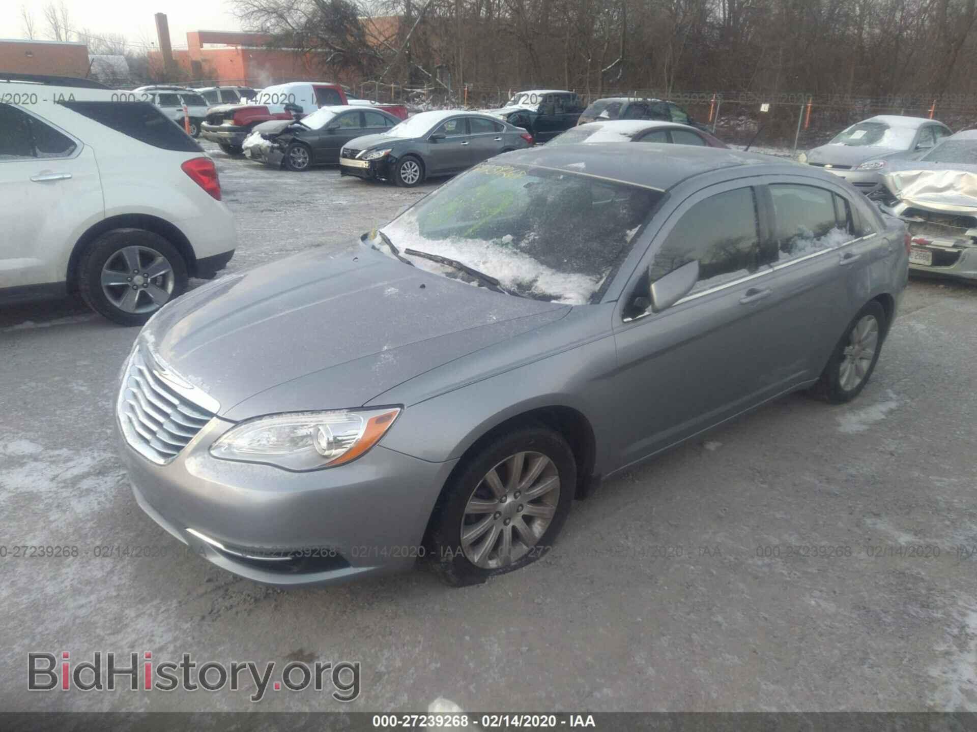 2013 CHRYSLER 200 - VIN: 1C3CCBBBXDN549636 - Photo 2
