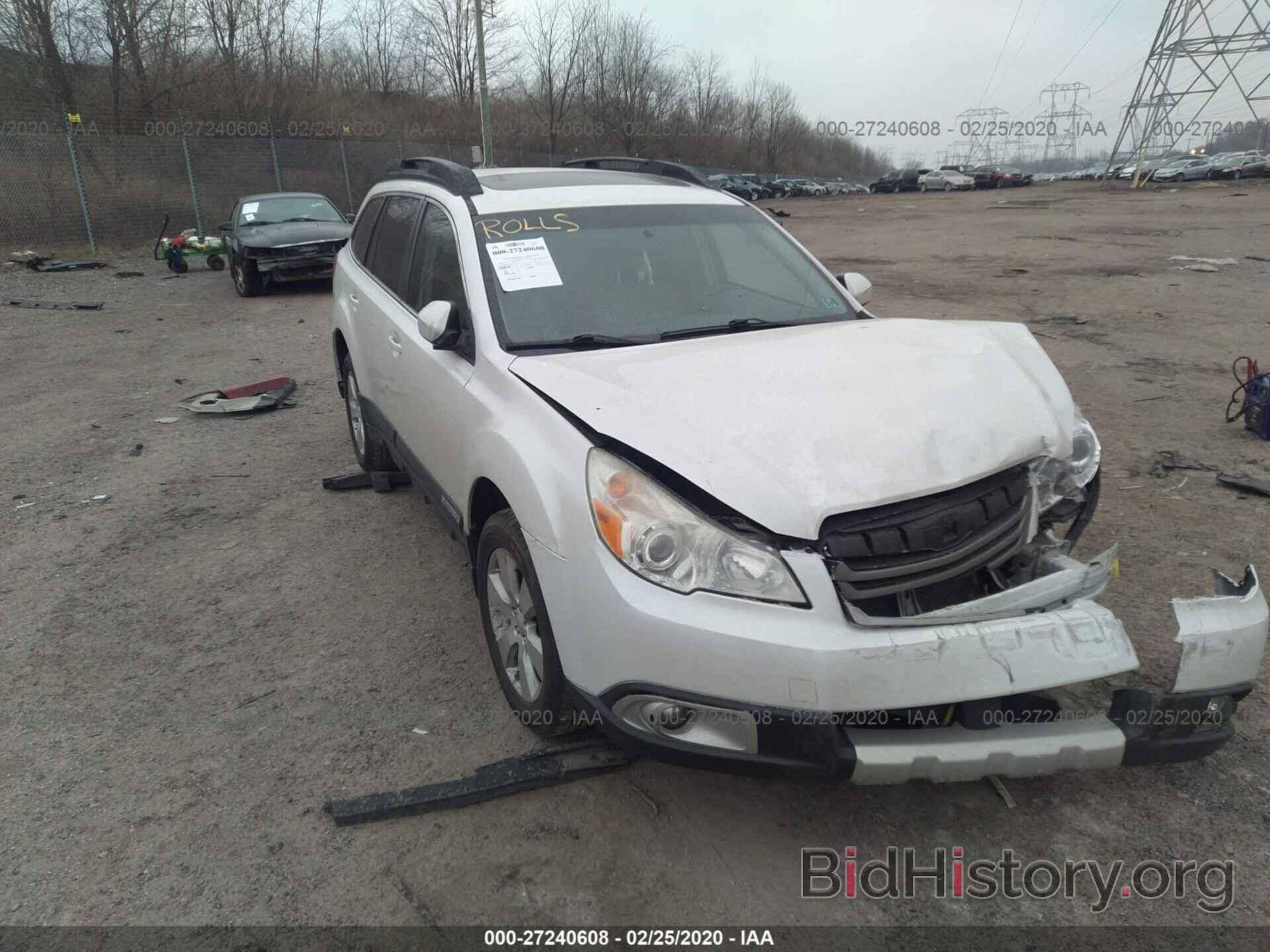 Photo 4S4BRBLC1B3367308 - SUBARU OUTBACK 2011