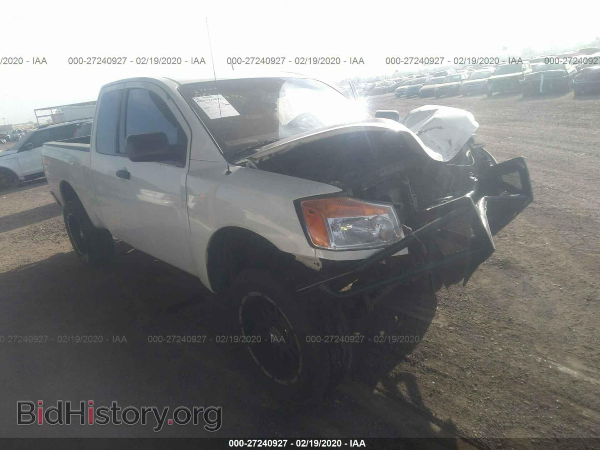 Photo 1N6AA0CH5AN303487 - NISSAN TITAN 2010