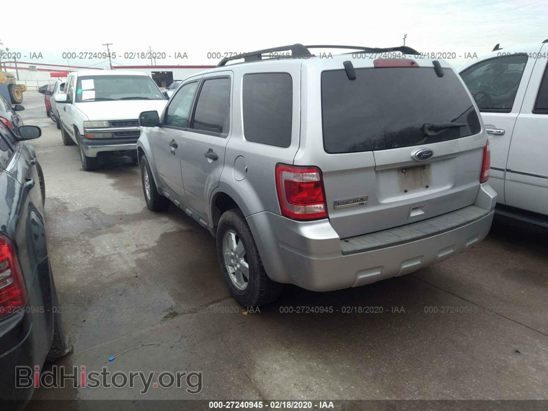 2011 FORD ESCAPE - VIN: 1FMCU0D74BKA07125 - Фото 3