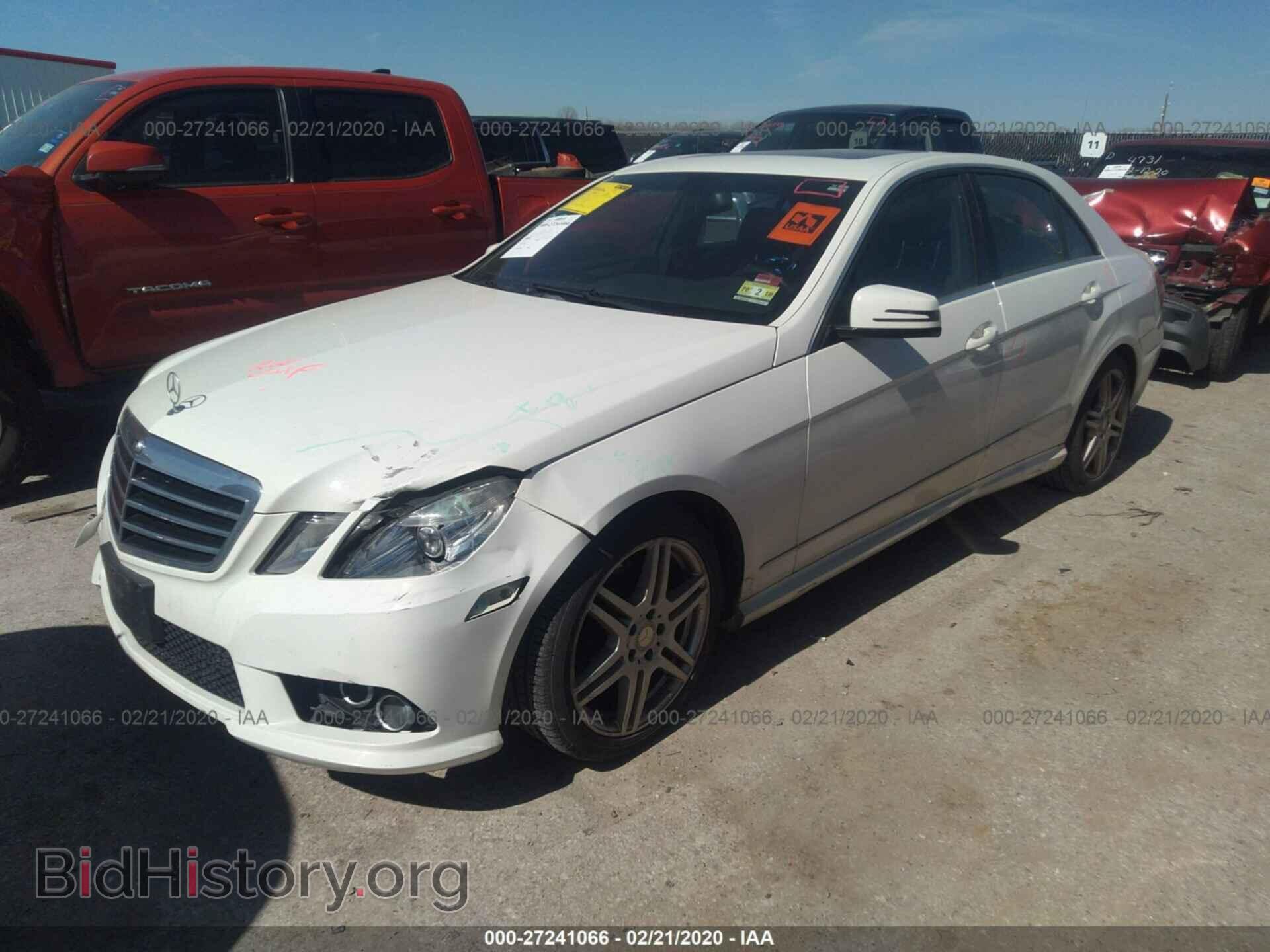 2010 MERCEDES-BENZ E-CLASS - VIN: WDDHF8HB1AA126603 - Фото 2