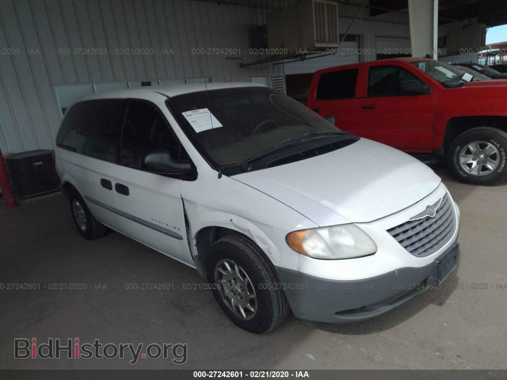Photo 1C4GJ25351B171925 - CHRYSLER VOYAGER 2001