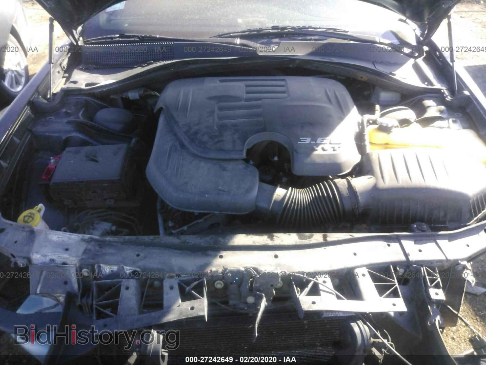 2015 CHRYSLER 300 - VIN: 2C3CCABG5FH780641 - Фото 10