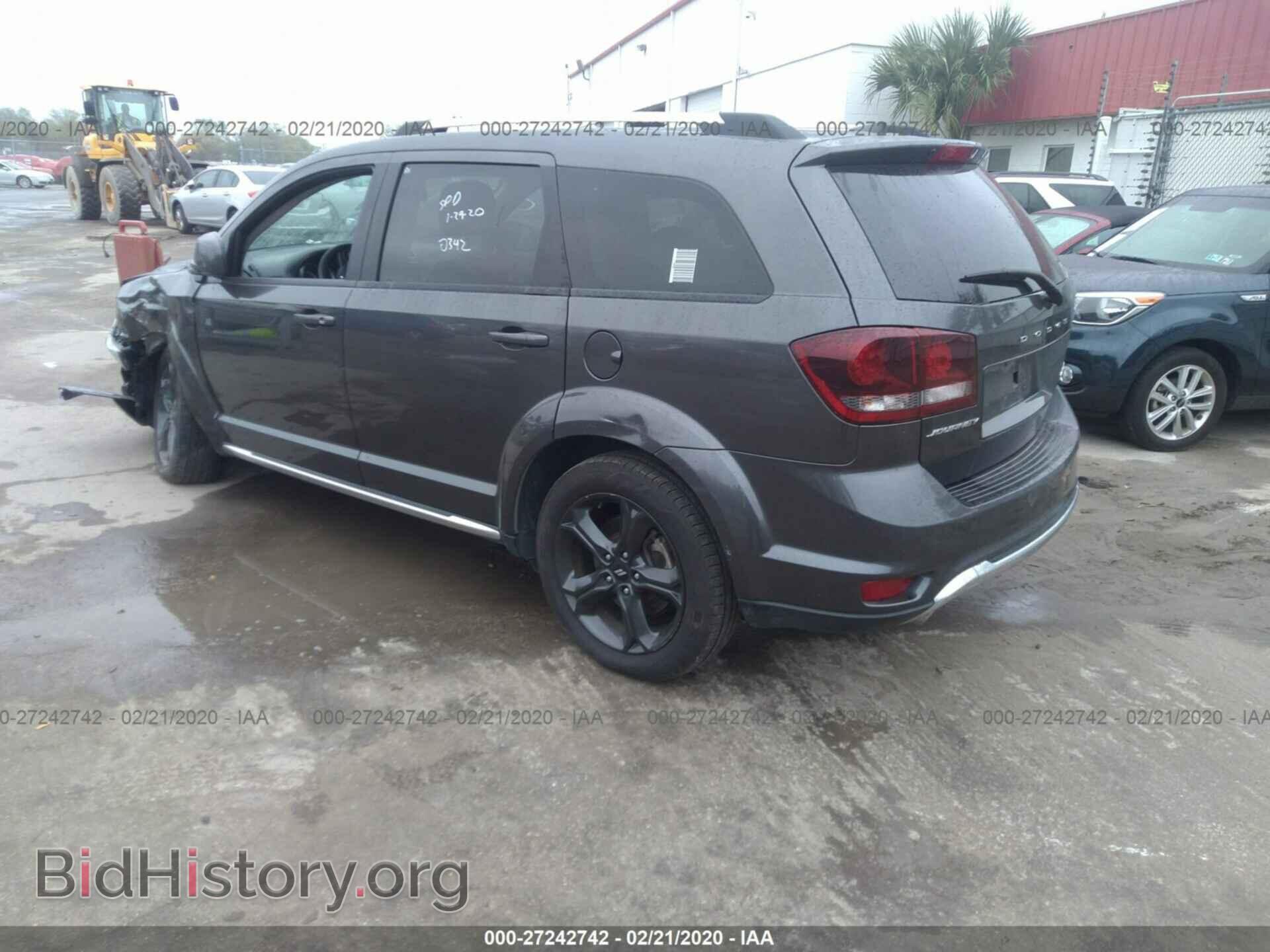 2019 DODGE JOURNEY - VIN: 3C4PDCGGXKT680342 - Фото 3
