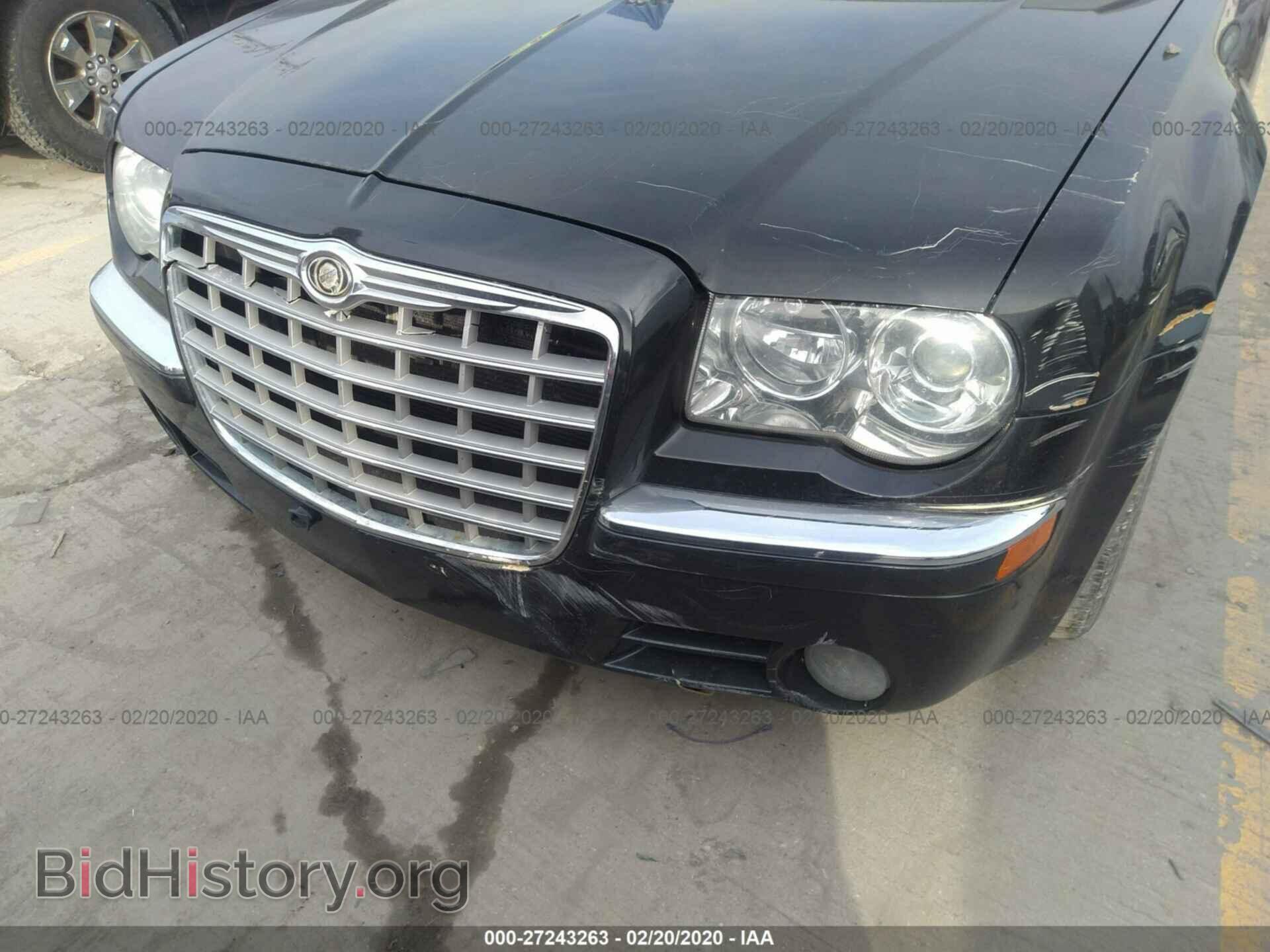 2007 CHRYSLER 300C - VIN: 2C3KA63H27H811240 - Фото 6