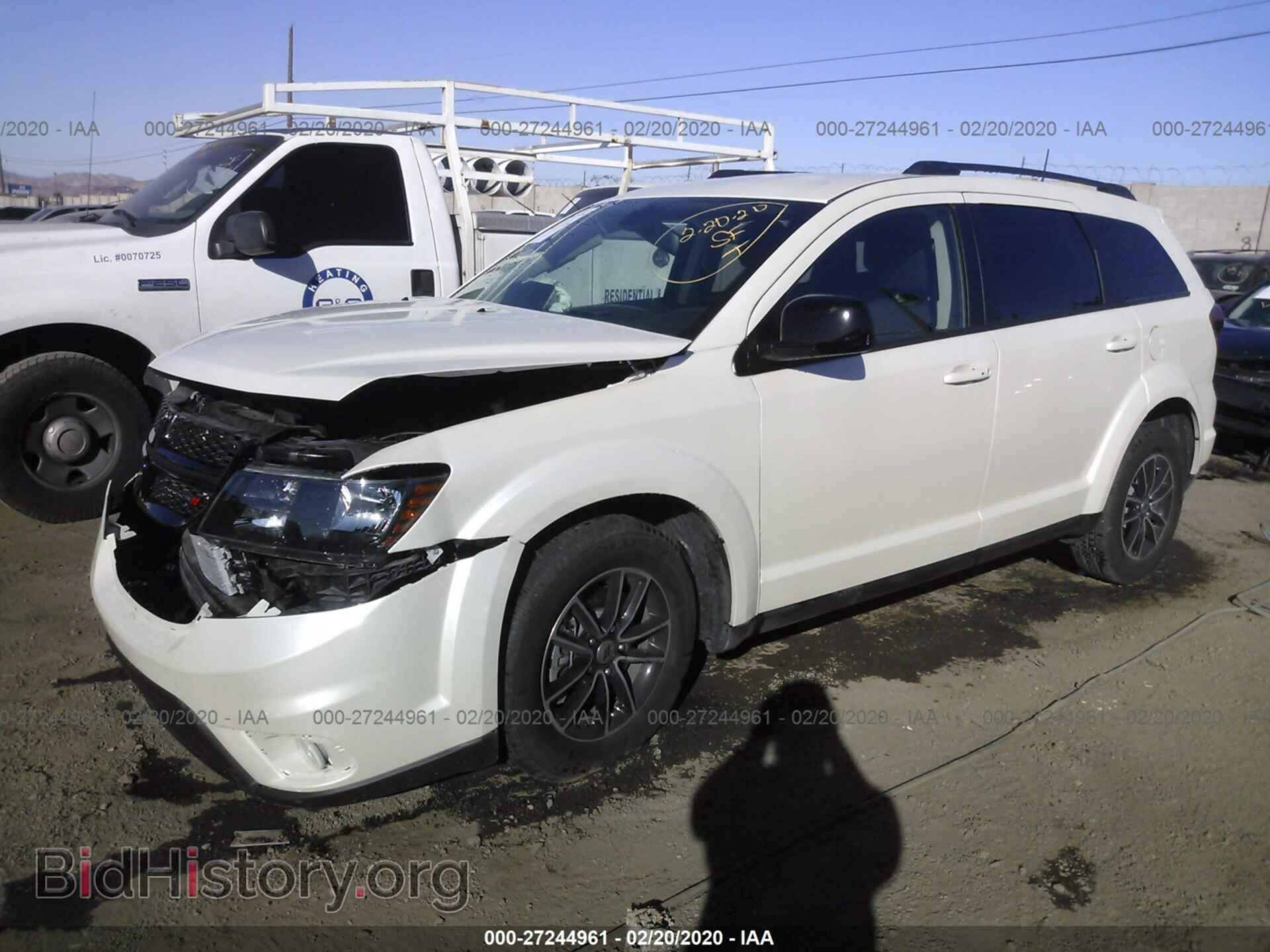 2018 DODGE JOURNEY - VIN: 3C4PDCBG1JT526236 - Фото 2