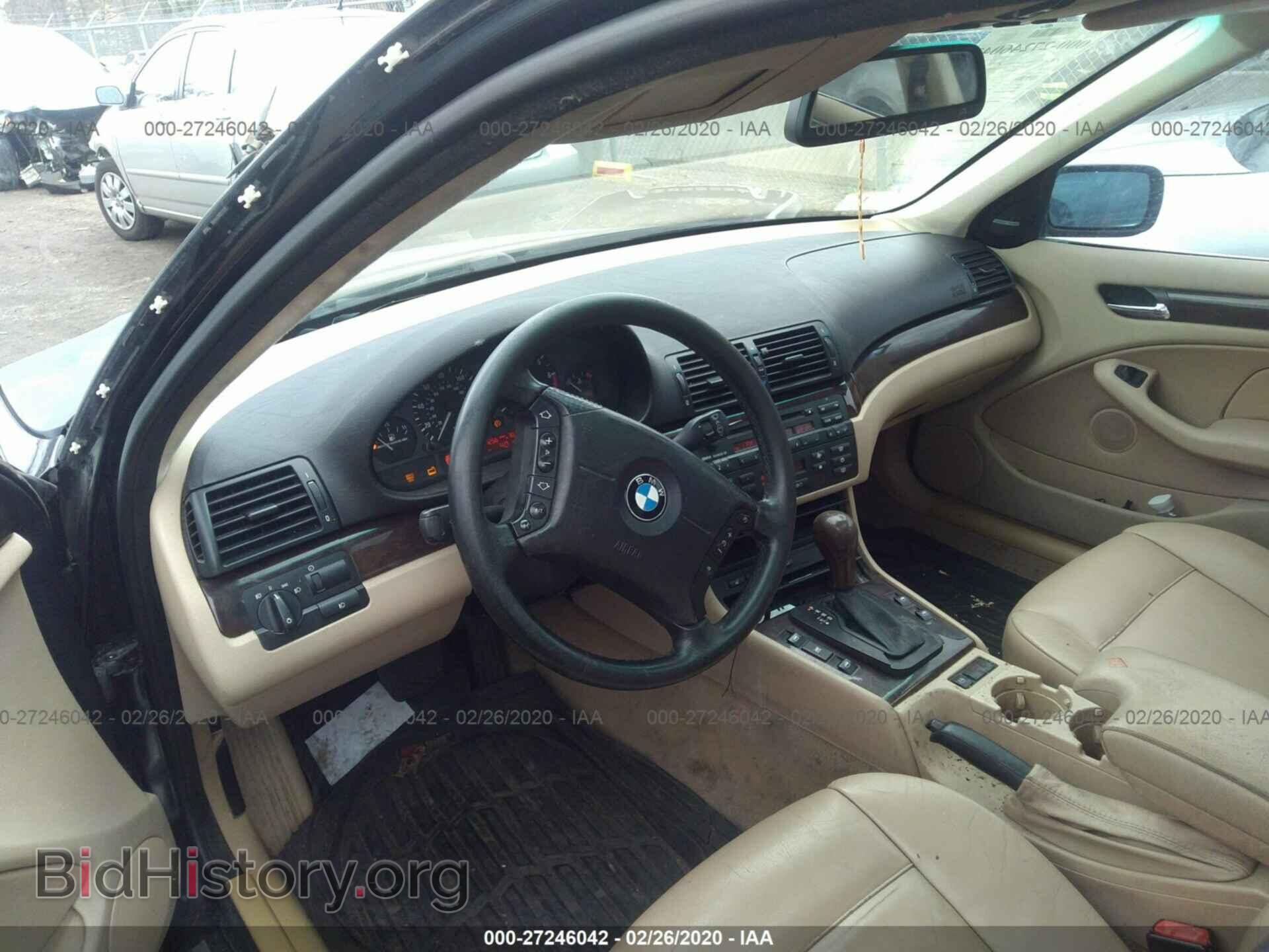 2004 BMW 330 - VIN: WBAEV53424KM34740 - Фото 5
