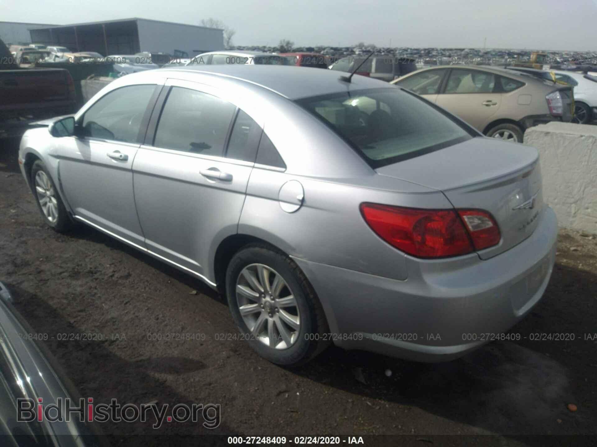 2010 CHRYSLER SEBRING - VIN: 1C3CC5FBXAN208180 - Фото 3