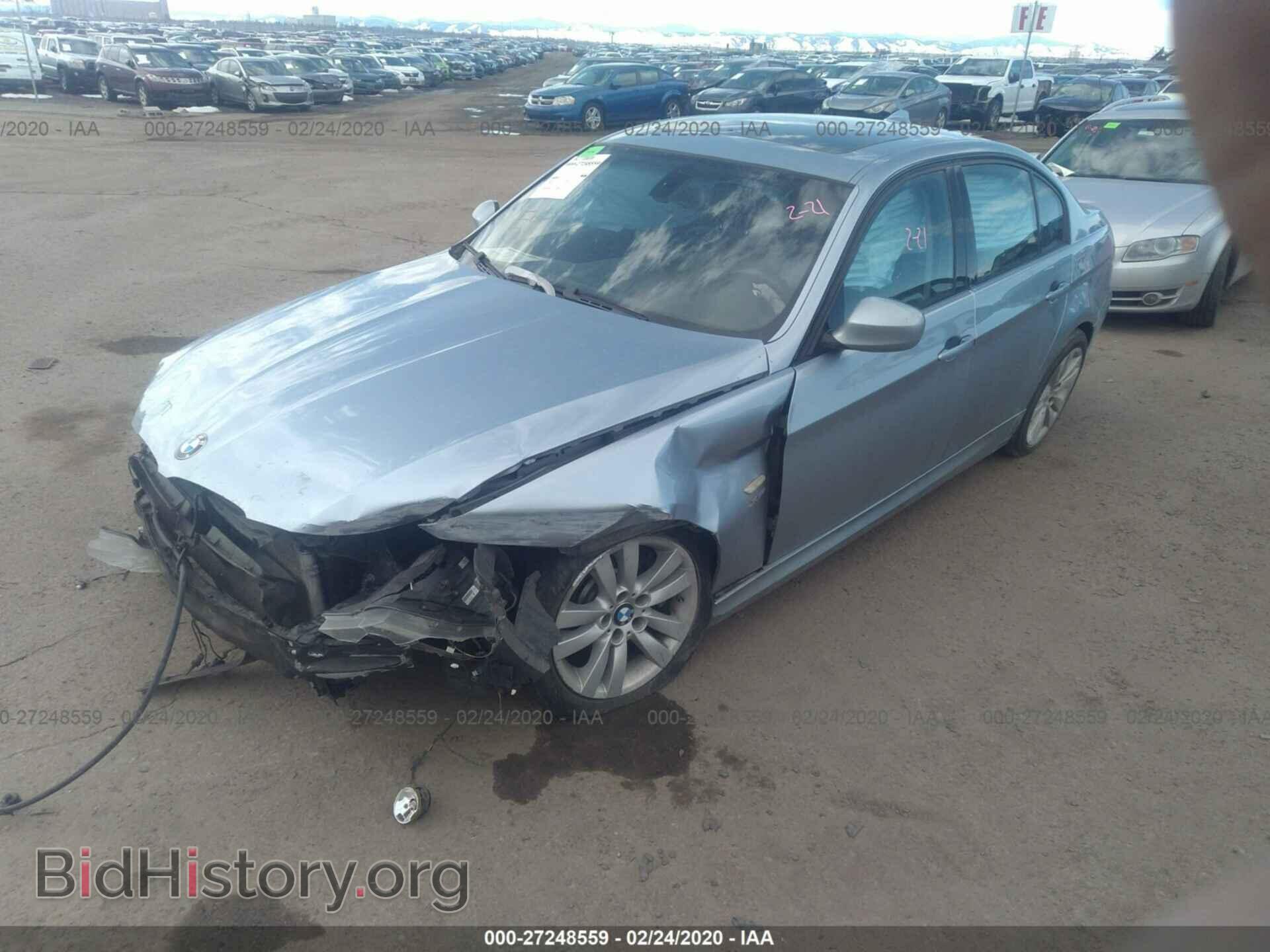 2009 BMW 335 - VIN: WBAPL33599A405924 - Фото 2