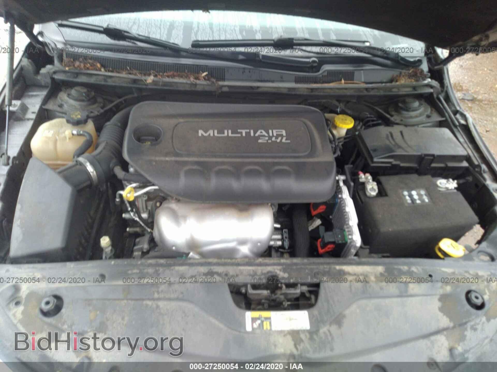 2015 CHRYSLER 200 - VIN: 1C3CCCAB1FN580591 - Фото 9
