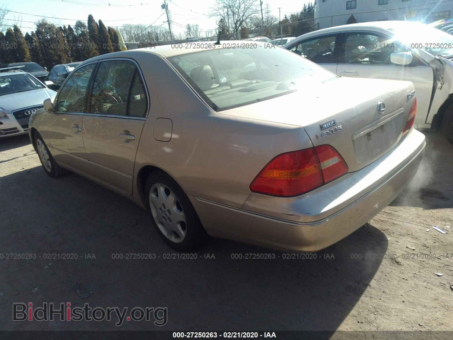 2001 LEXUS LS - VIN: JTHBN30F210040225 - Фото 3