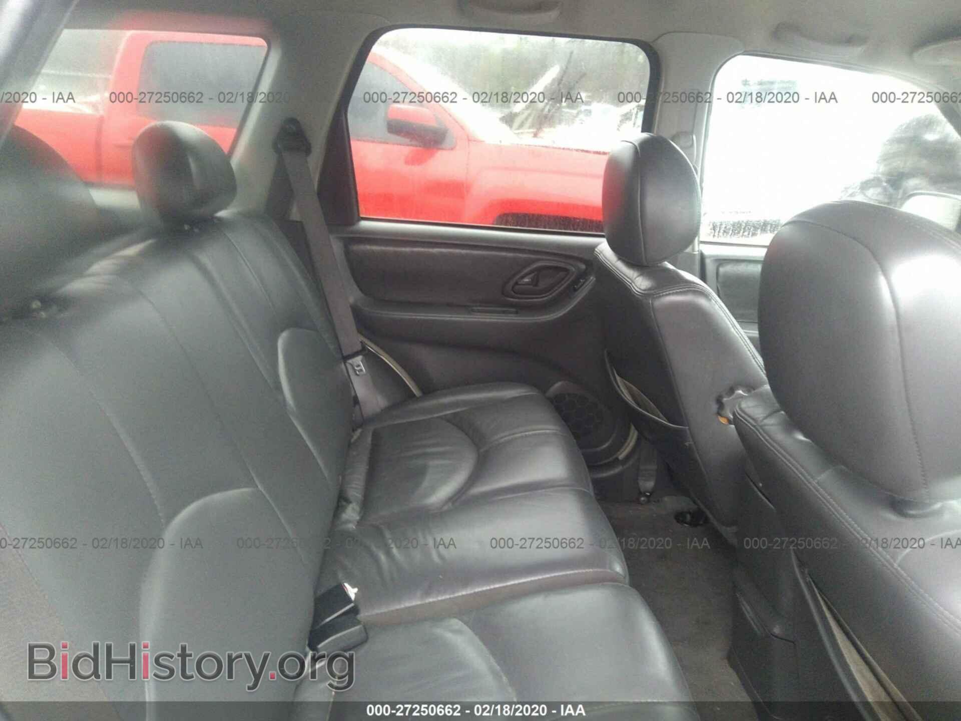 2004 MAZDA TRIBUTE - VIN: 4F2CZ06164KM22318 - Photo 8