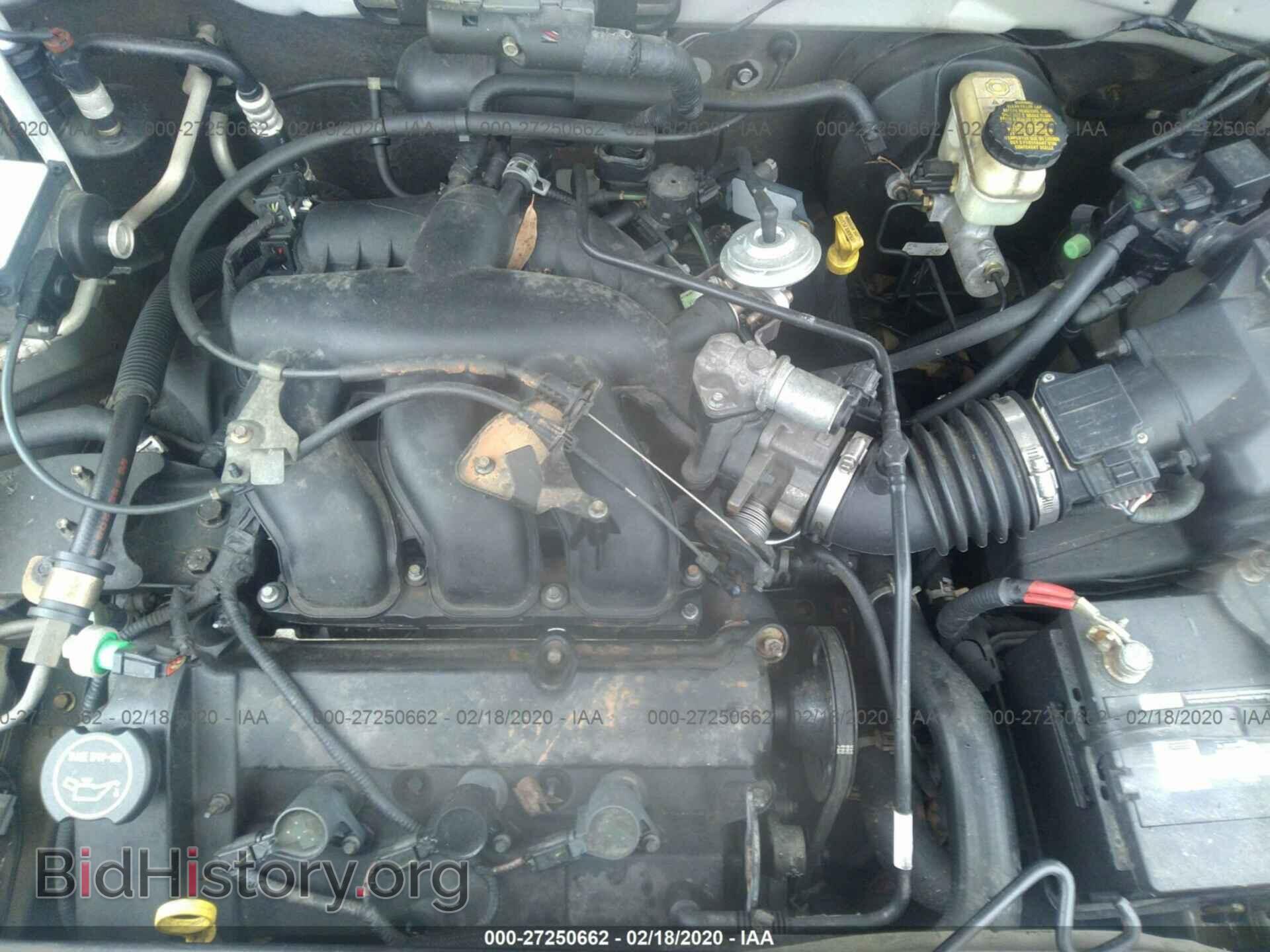 2004 MAZDA TRIBUTE - VIN: 4F2CZ06164KM22318 - Photo 10
