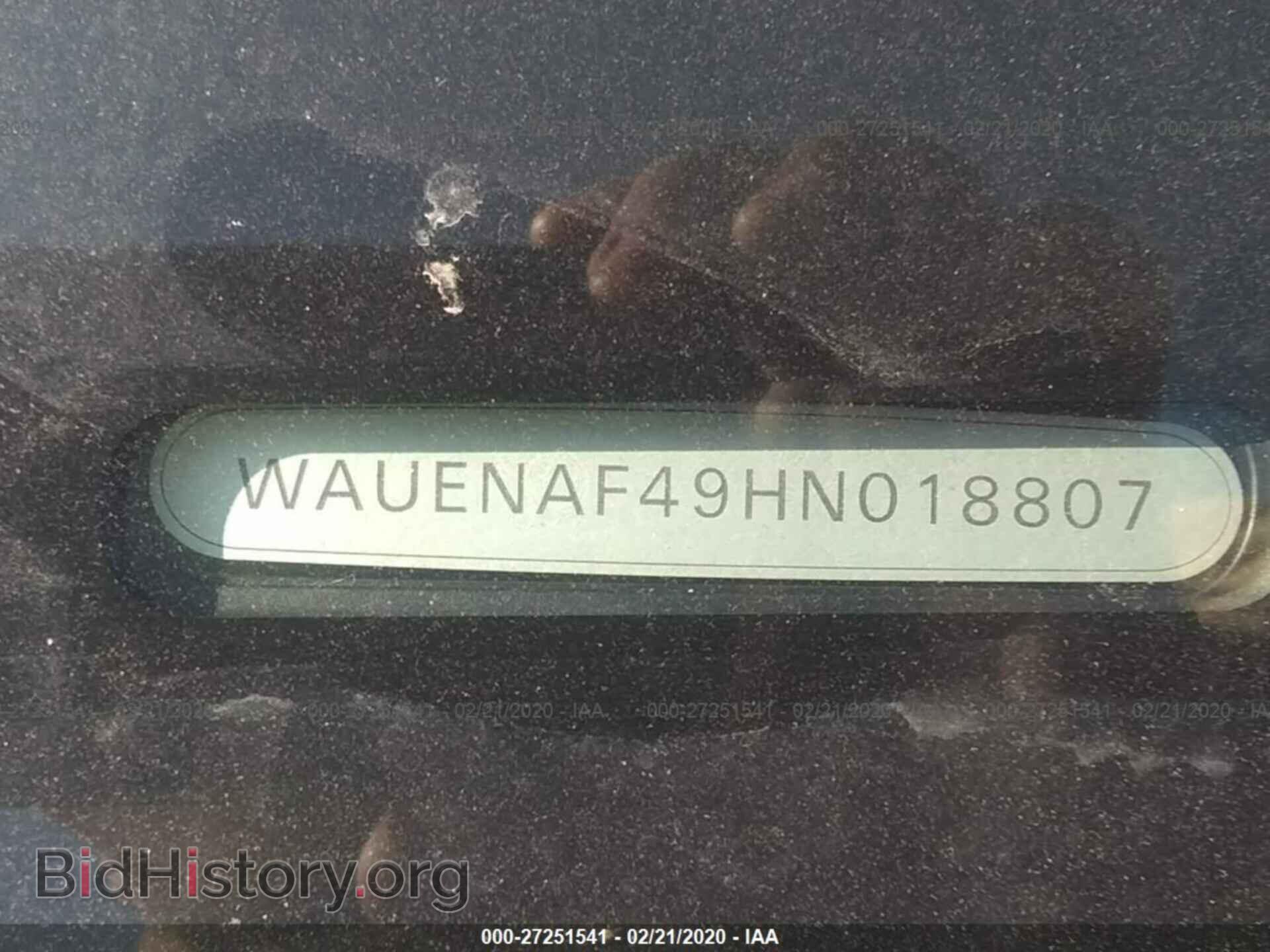 2017 AUDI A4 - VIN: WAUENAF49HN018807 - Фото 9