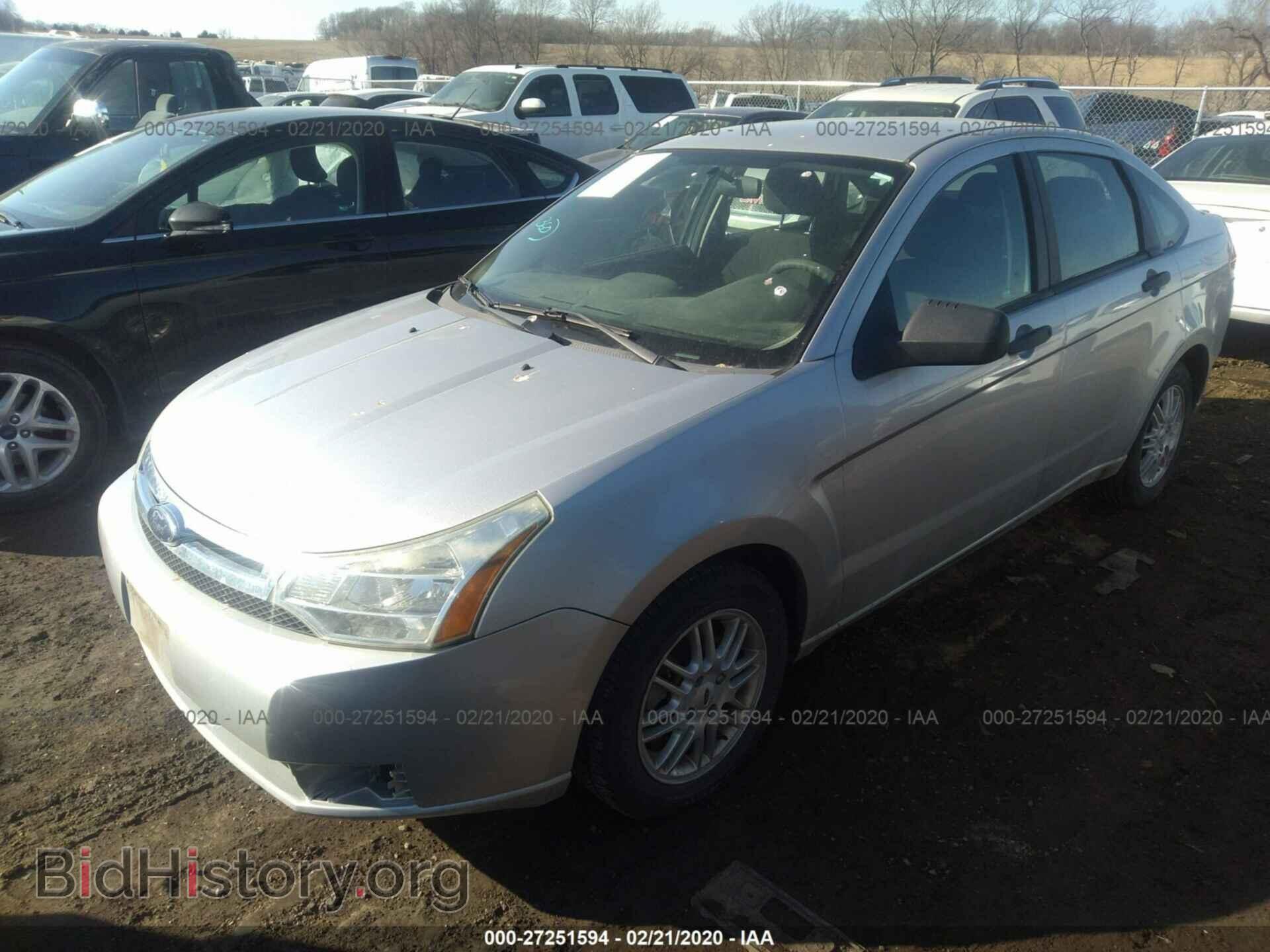 2009 FORD FOCUS - VIN: 1FAHP35N19W114187 - Фото 2