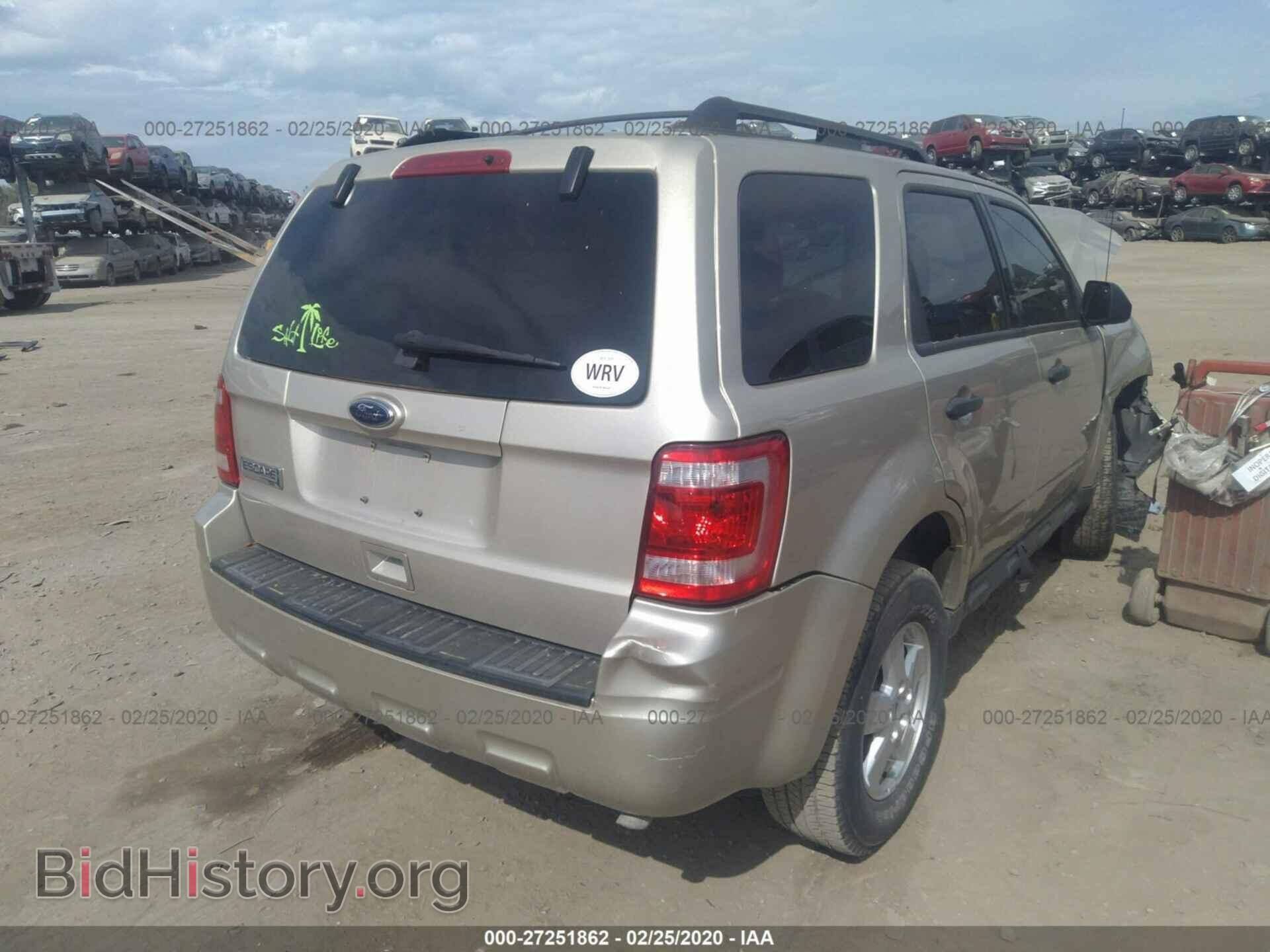 2011 FORD ESCAPE - VIN: 1FMCU0D76BKA17185 - Photo 4