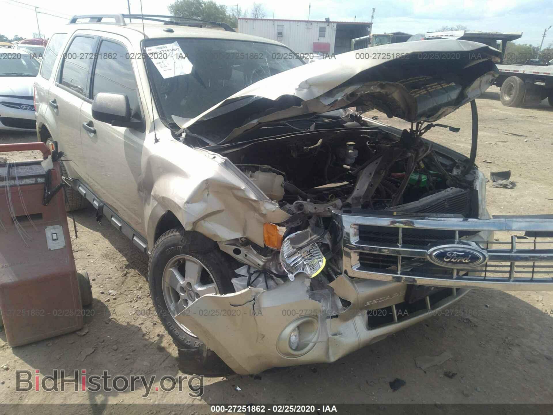 2011 FORD ESCAPE - VIN: 1FMCU0D76BKA17185 - Photo 6