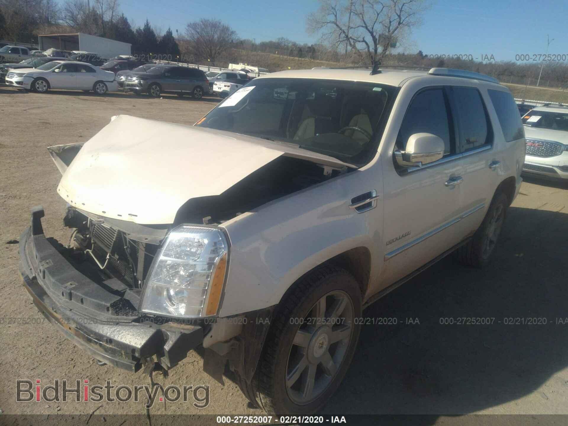 2013 CADILLAC ESCALADE - VIN: 1GYS4BEF4DR151344 - Фото 2