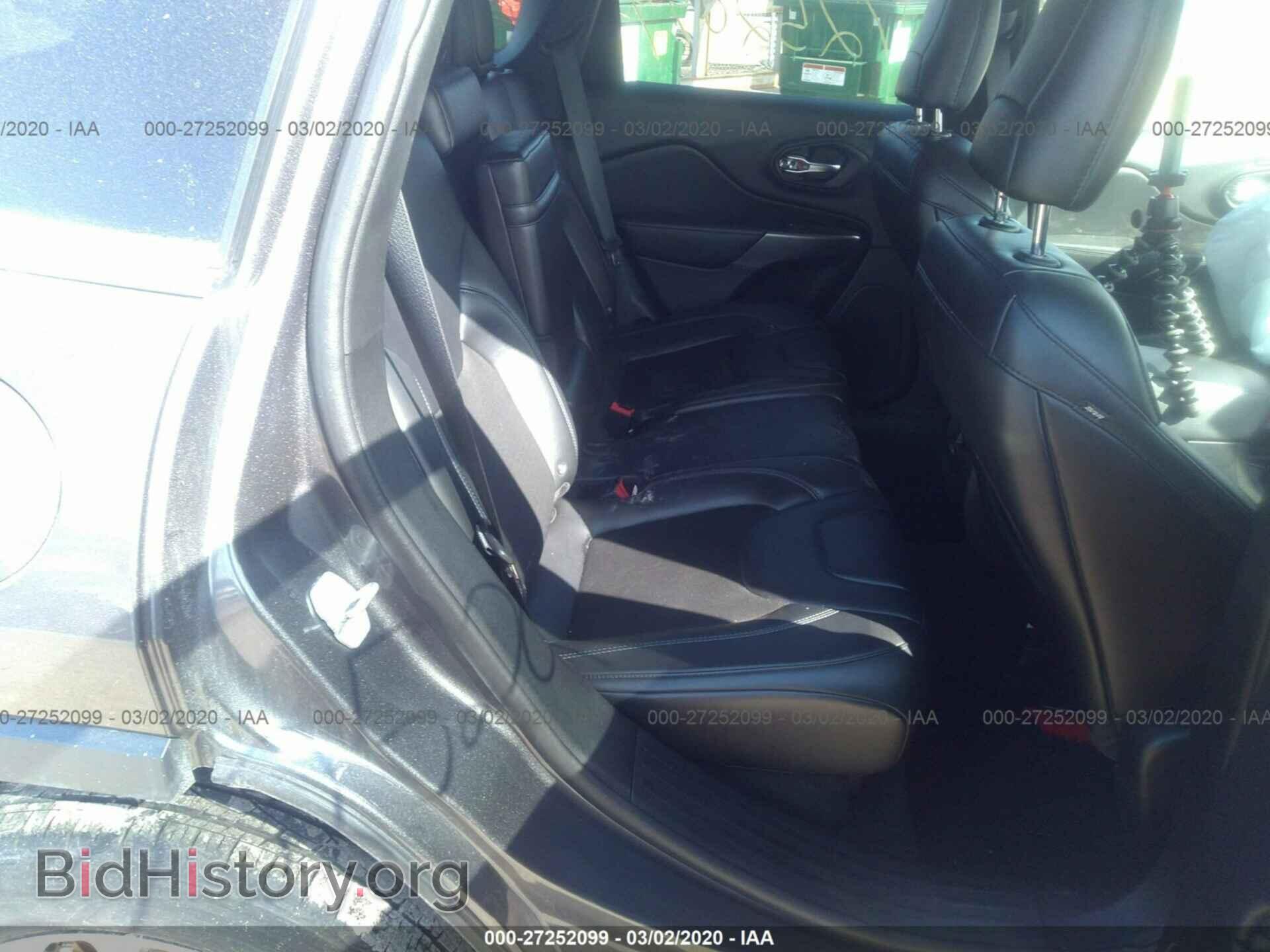 2019 JEEP CHEROKEE - VIN: 1C4PJMLB7KD182498 - Photo 8