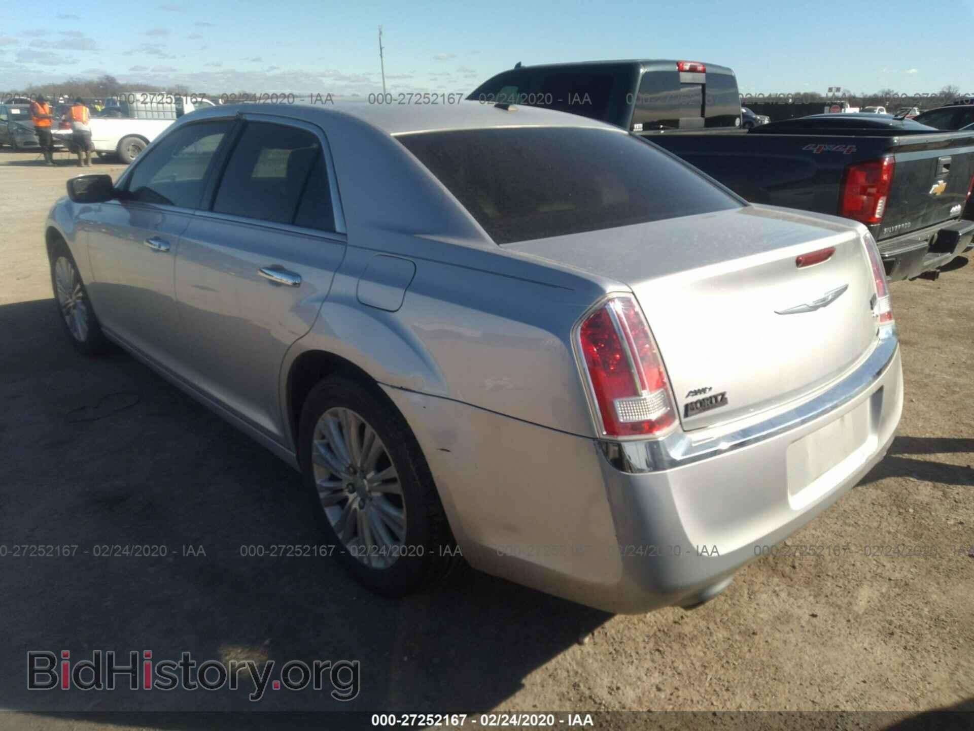2012 CHRYSLER 300C - VIN: 2C3CCAKT6CH313950 - Фото 3