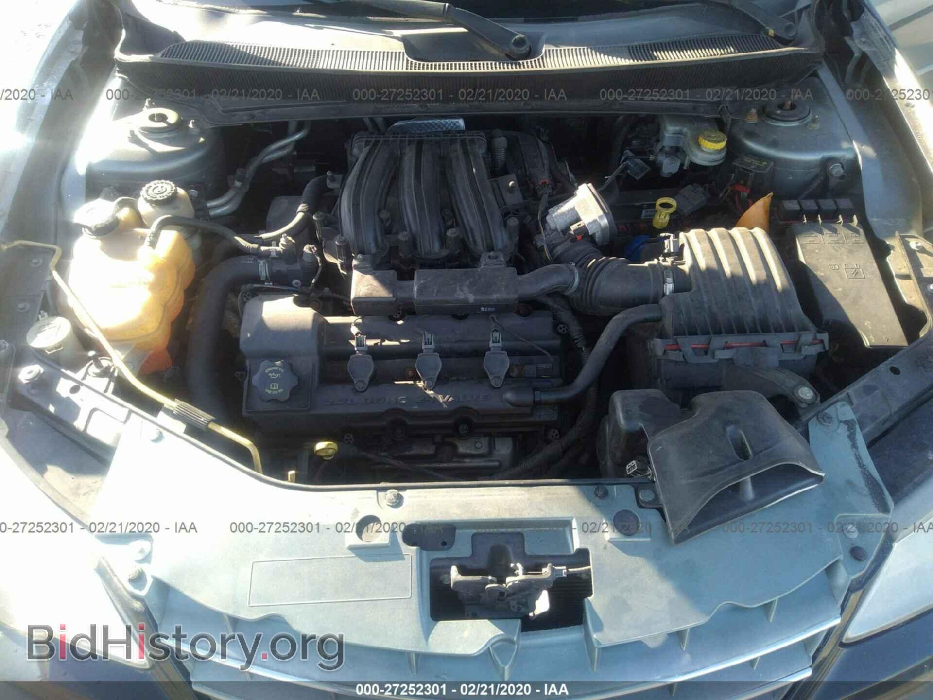 2008 CHRYSLER SEBRING - VIN: 1C3LC55R48N643768 - Фото 10