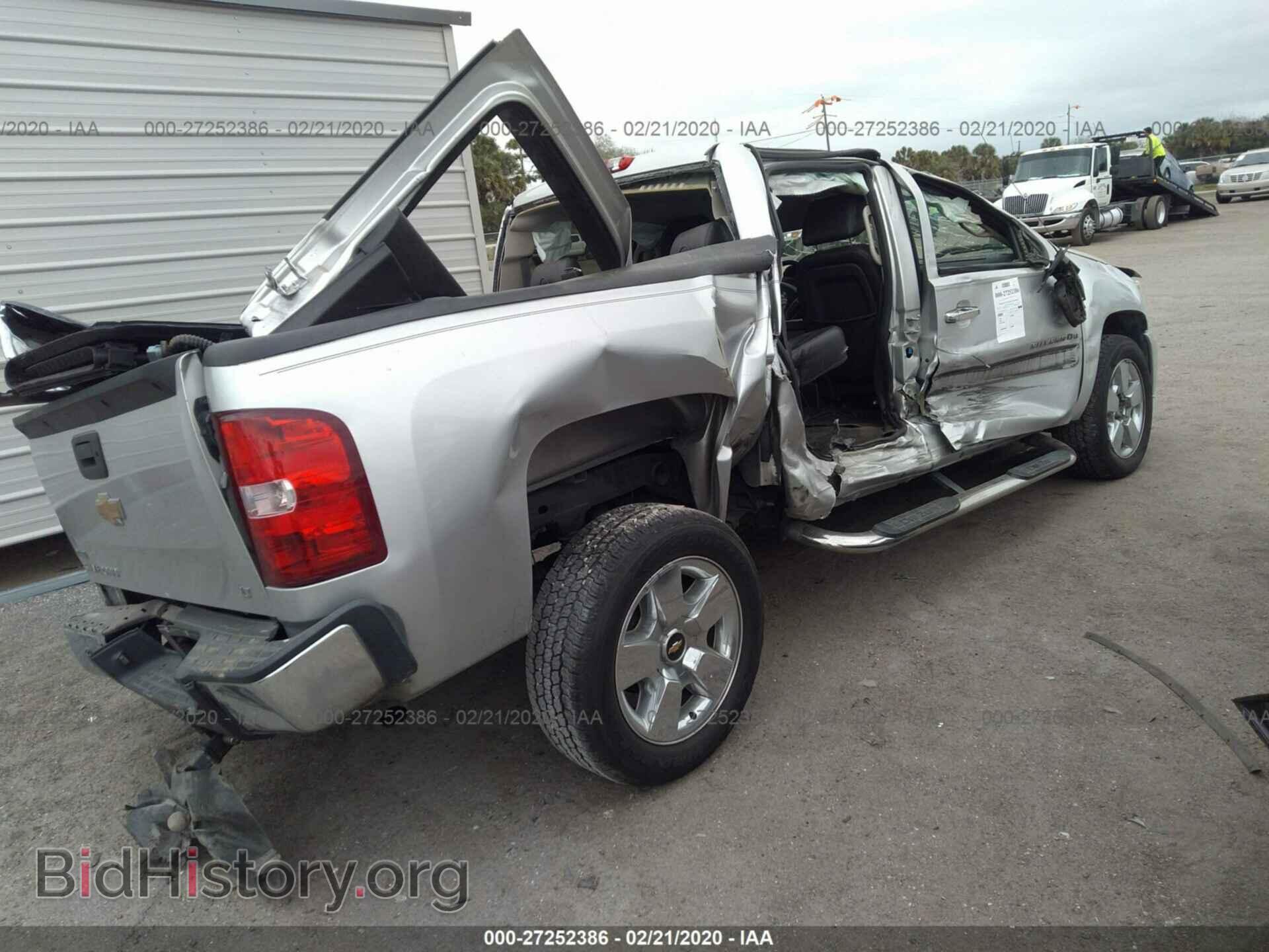 2011 CHEVROLET SILVERADO - VIN: 3GCPCSE04BG272804 - Фото 4