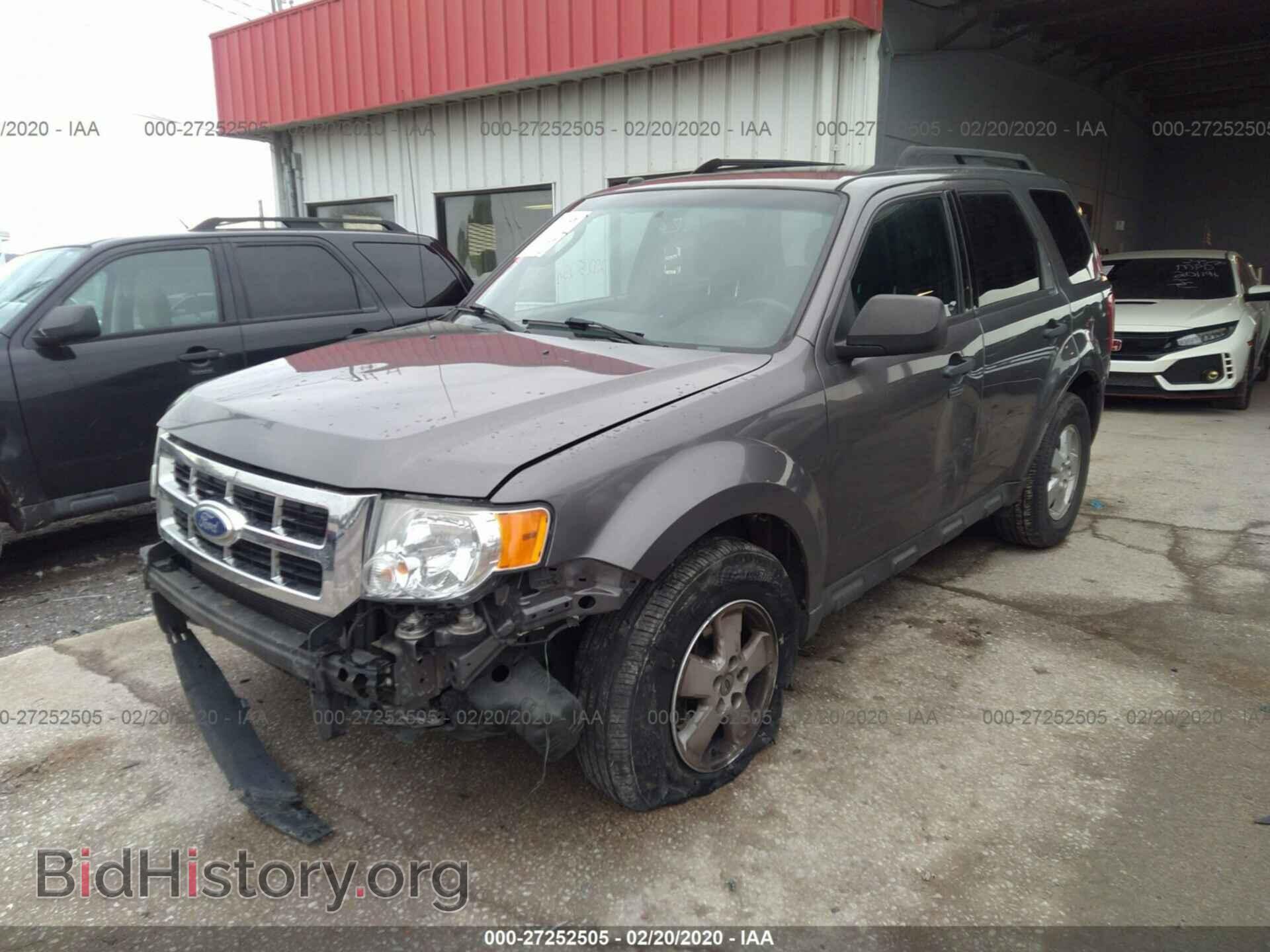 2011 FORD ESCAPE - VIN: 1FMCU9D75BKB99465 - Фото 2