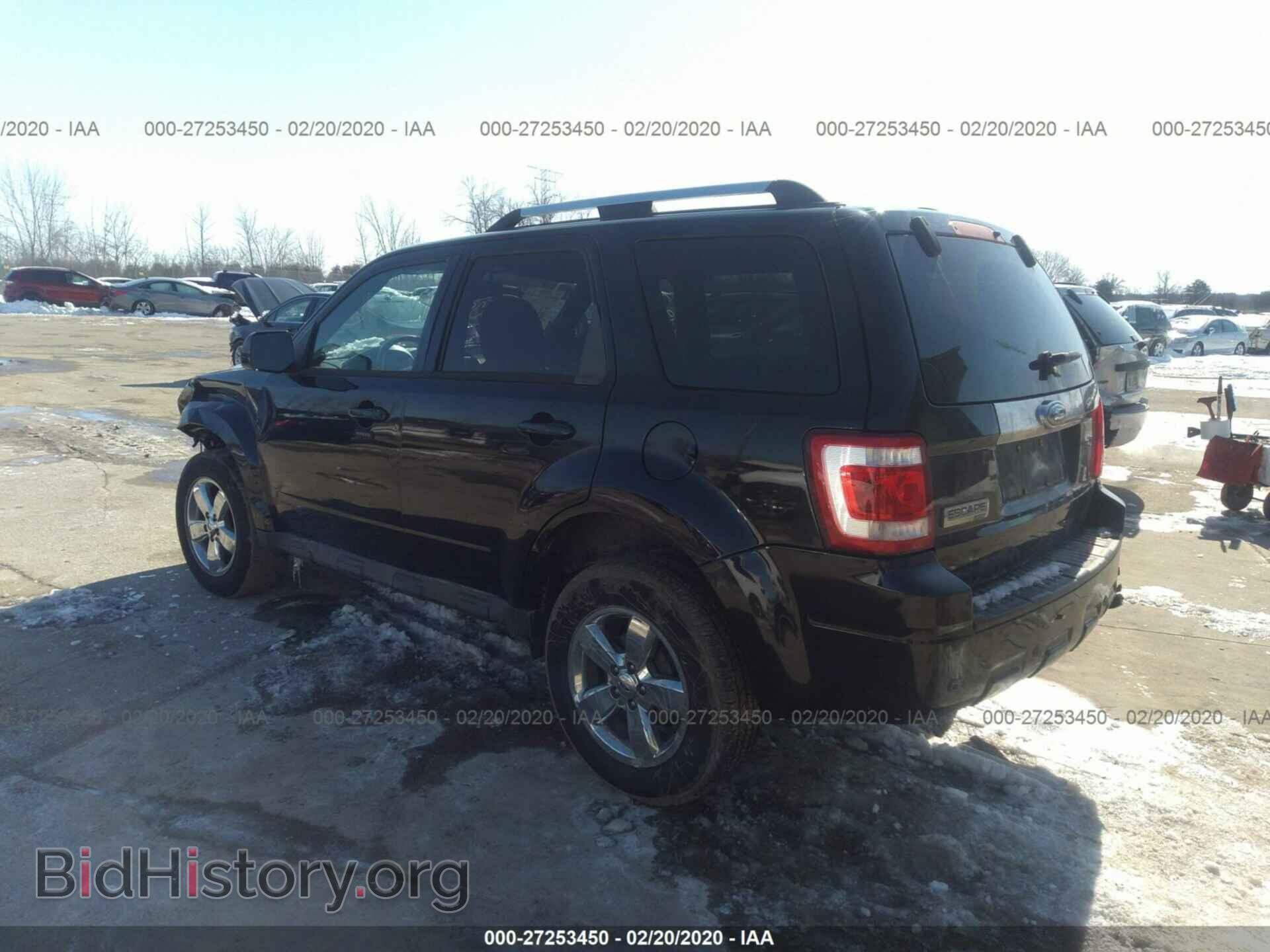 2009 FORD ESCAPE - VIN: 1FMCU047X9KA43329 - Фото 3
