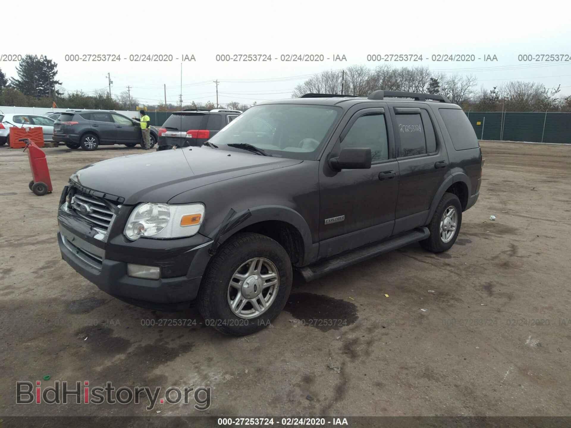 2006 FORD EXPLORER - VIN: 1FMEU63E66UB71112 - Photo 2