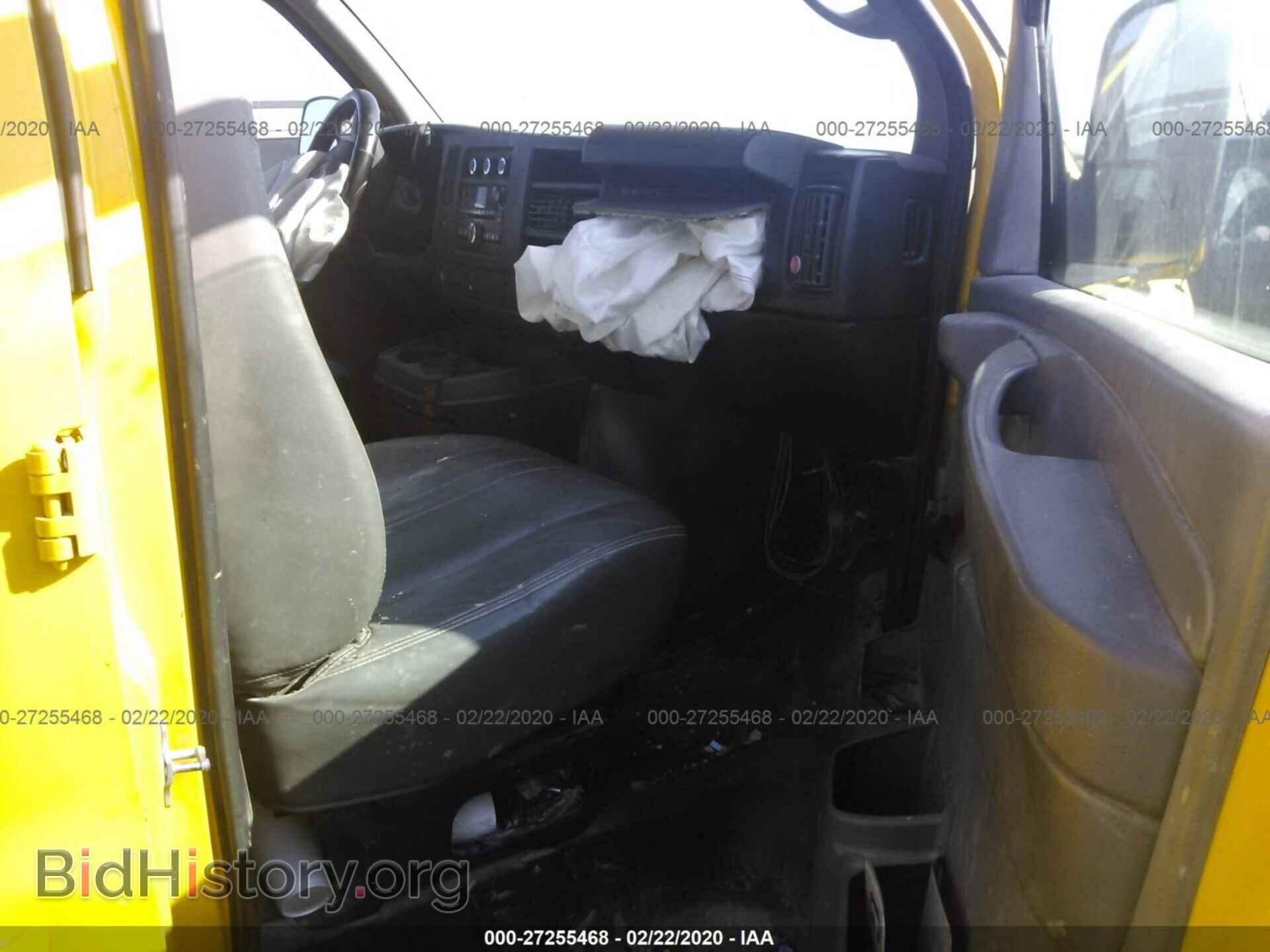 2011 GMC SAVANA - VIN: 1GTW7GCA4B1902361 - Фото 5