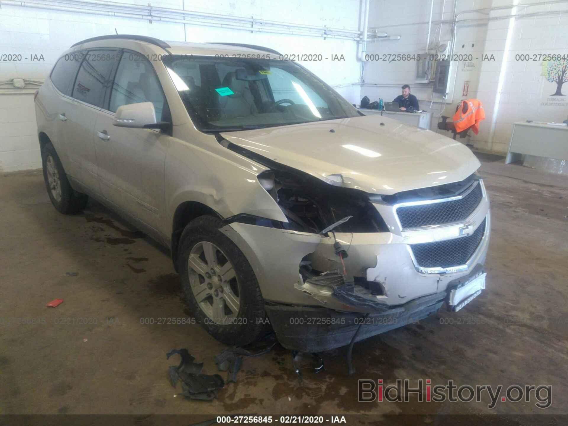 Photo 1GNEV23D49S153832 - CHEVROLET TRAVERSE 2009