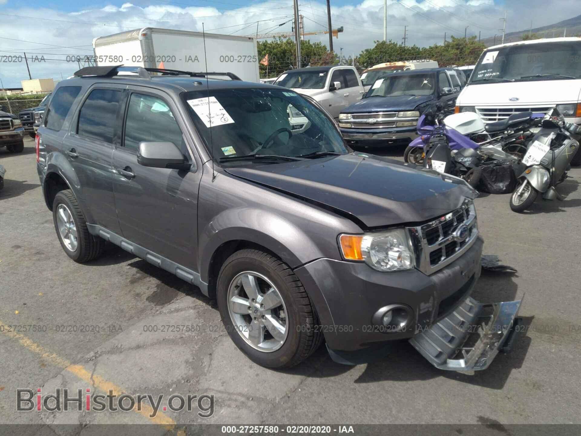 Фотография 1FMCU0E77BKC17412 - FORD ESCAPE 2011