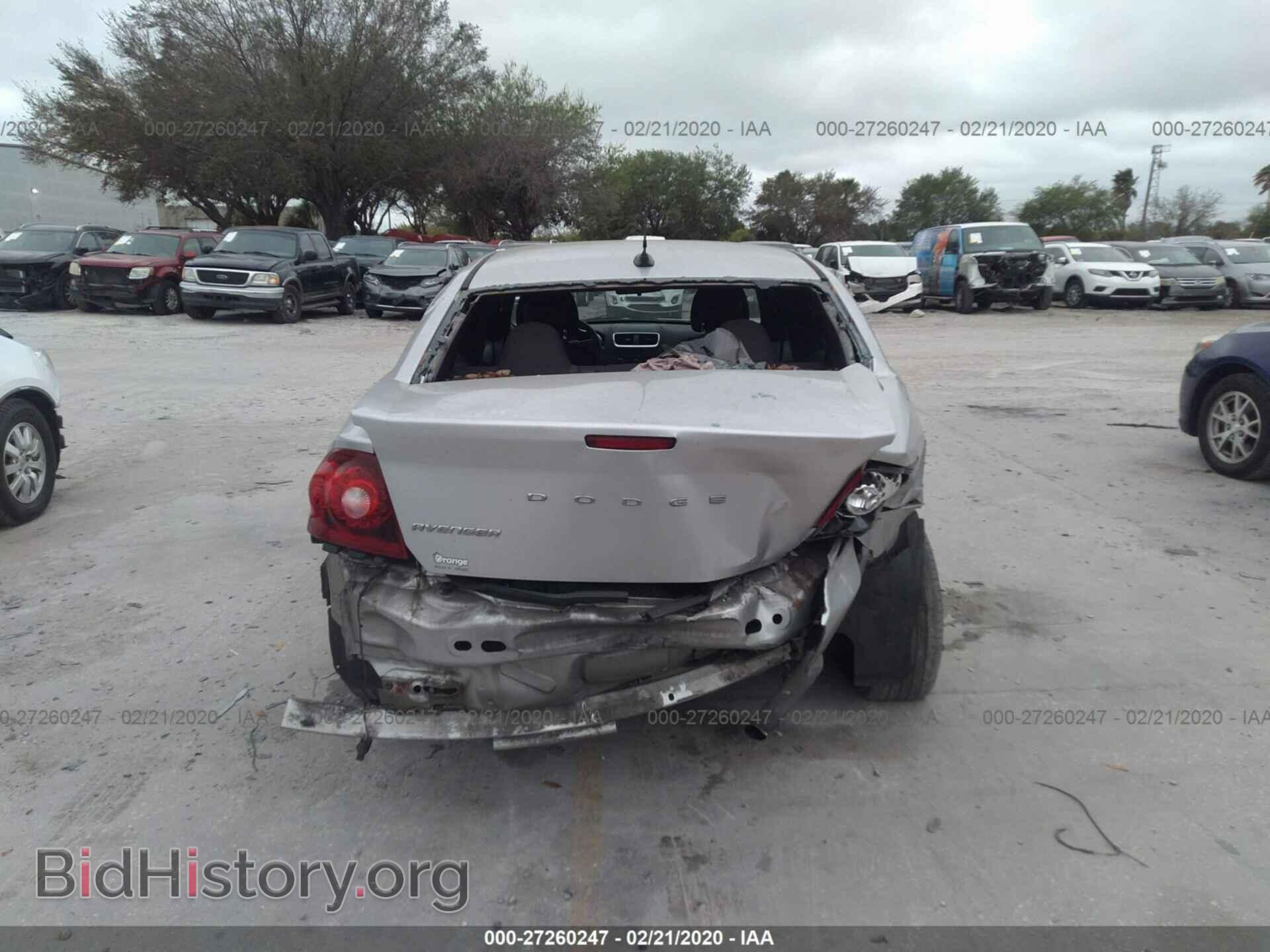 2011 DODGE AVENGER - VIN: 1B3BD4FB4BN620760 - Photo 6