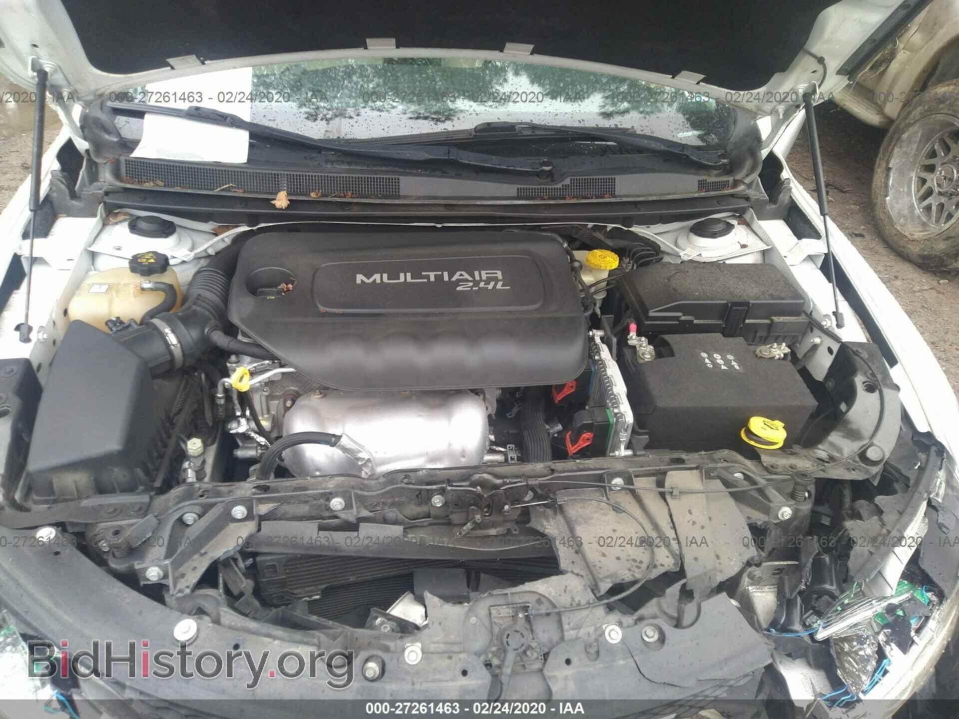 2015 CHRYSLER 200 - VIN: 1C3CCCABXFN617198 - Photo 10