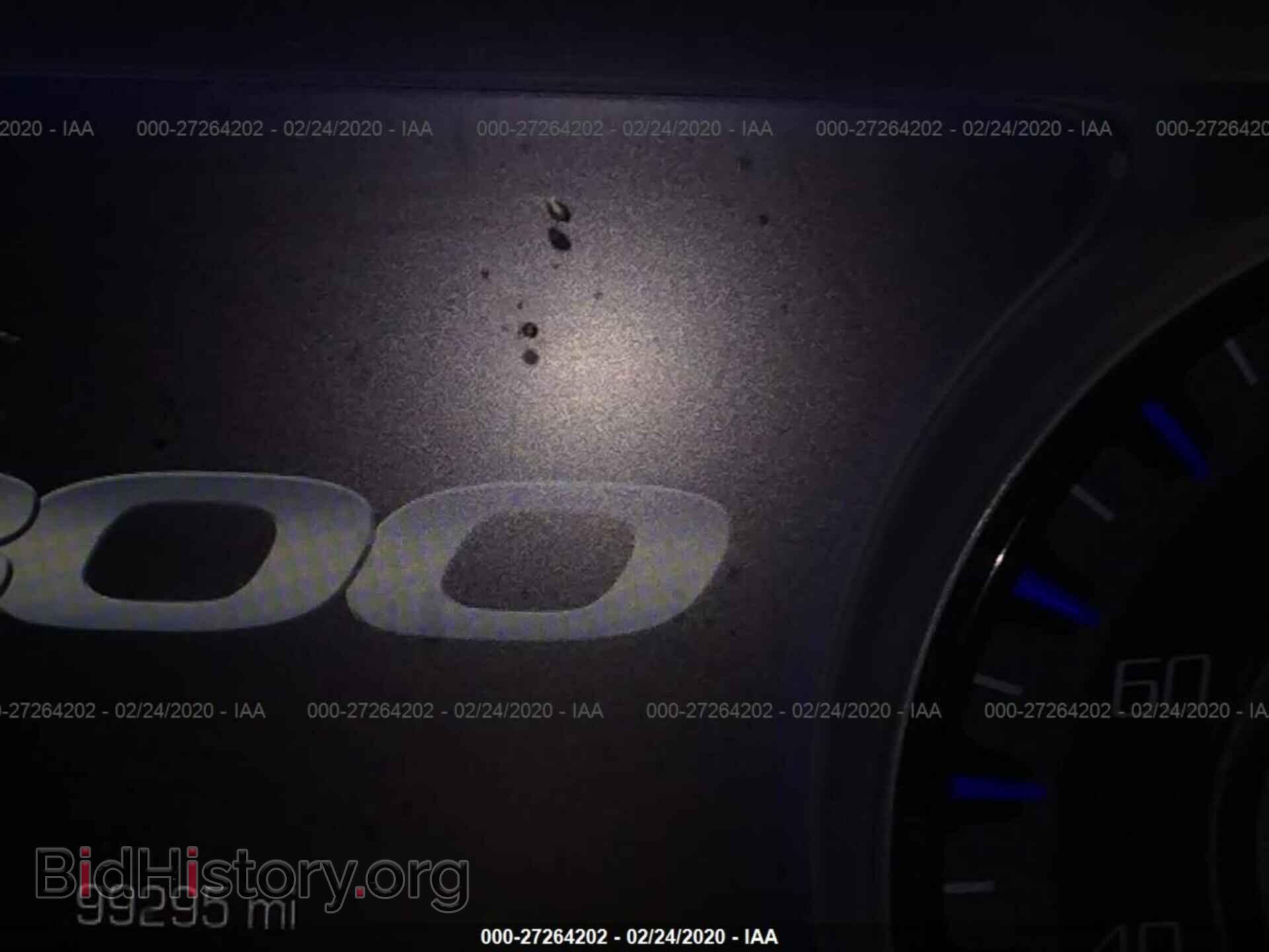 2015 CHRYSLER 300 - VIN: 2C3CCABG1FH882177 - Фото 7