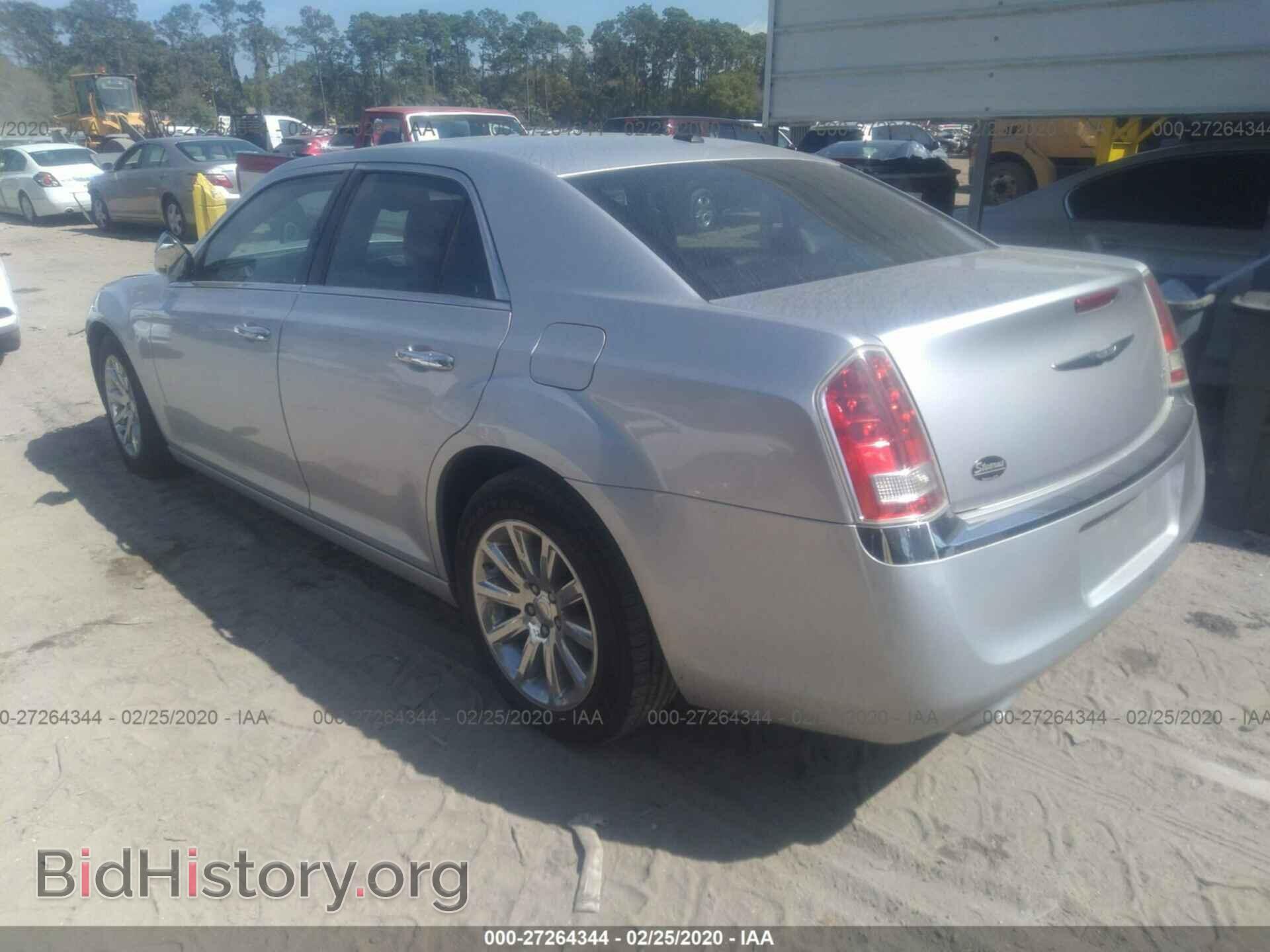 2012 CHRYSLER 300 - VIN: 2C3CCACG7CH310668 - Фото 3