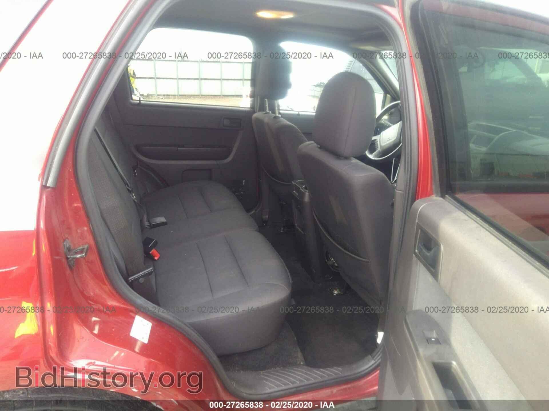 2011 FORD ESCAPE - VIN: 1FMCU0D71BKA54662 - Фото 8