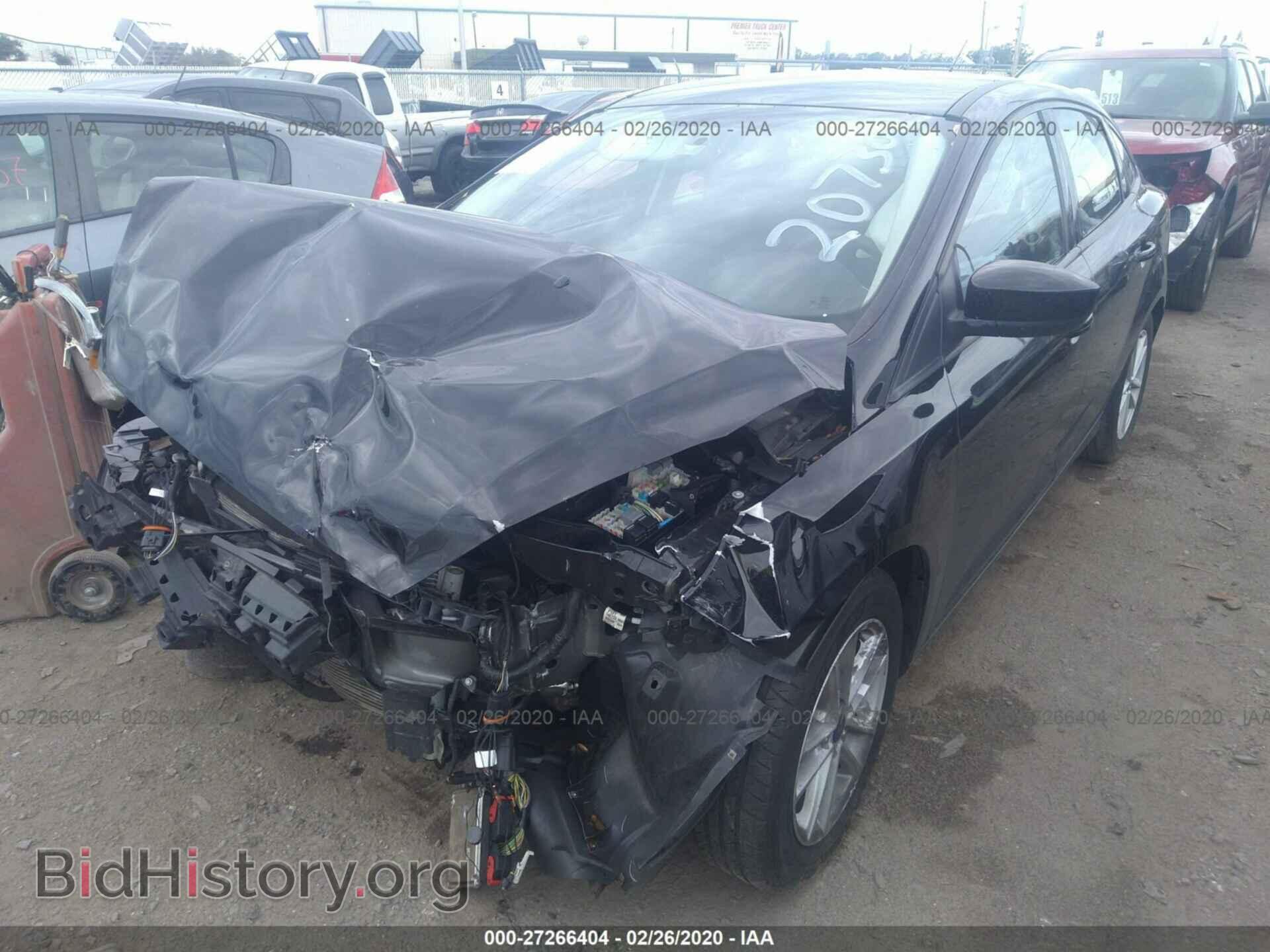 2018 FORD FOCUS - VIN: 1FADP3F21JL207302 - Photo 2