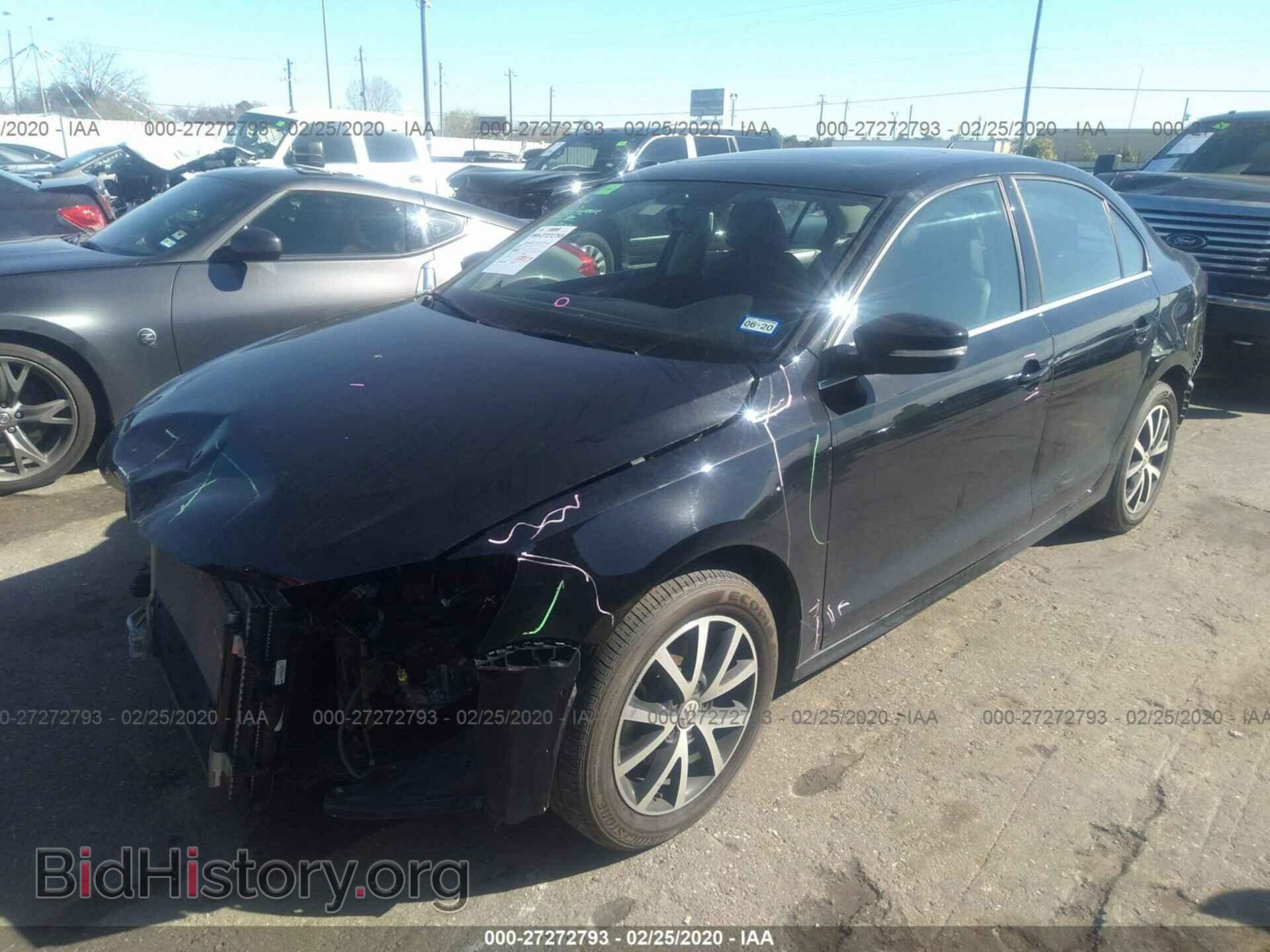 2017 VOLKSWAGEN JETTA - VIN: 3VWDB7AJ6HM376607 - Photo 2