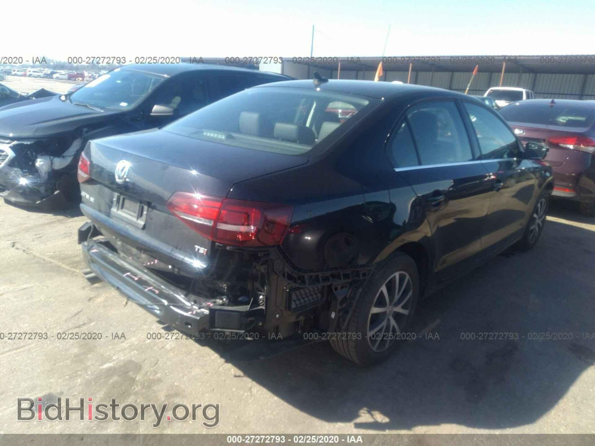 2017 VOLKSWAGEN JETTA - VIN: 3VWDB7AJ6HM376607 - Photo 4