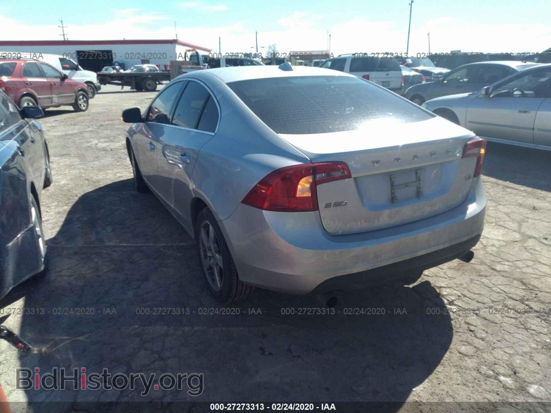 2012 VOLVO S60 - VIN: YV1622FSXC2044373 - Фото 3