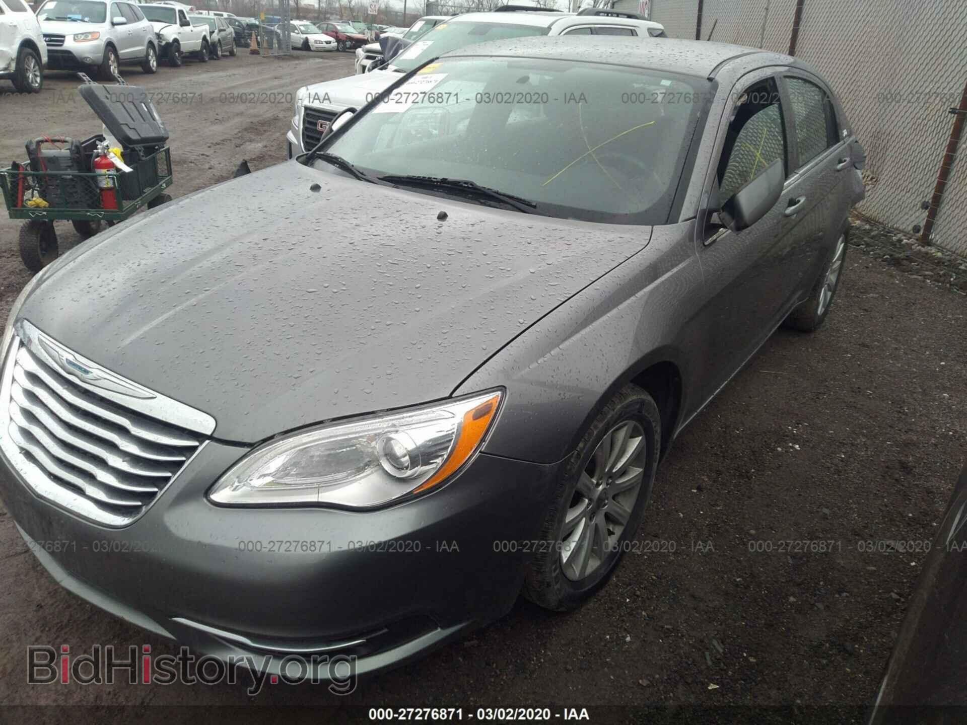 2013 CHRYSLER 200 - VIN: 1C3CCBBB7DN700304 - Photo 2