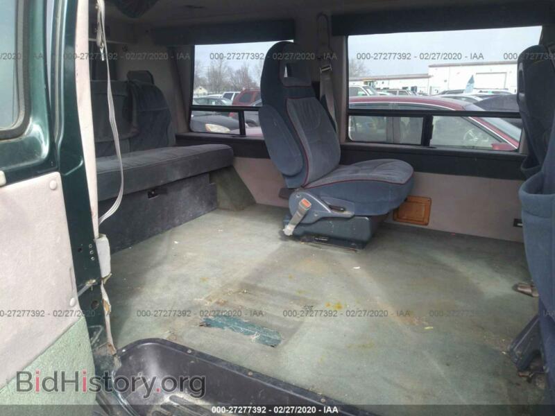 1996 Dodge RAM VAN (VIN 2B6HB21Y7TK138235) — photo 8 of 11